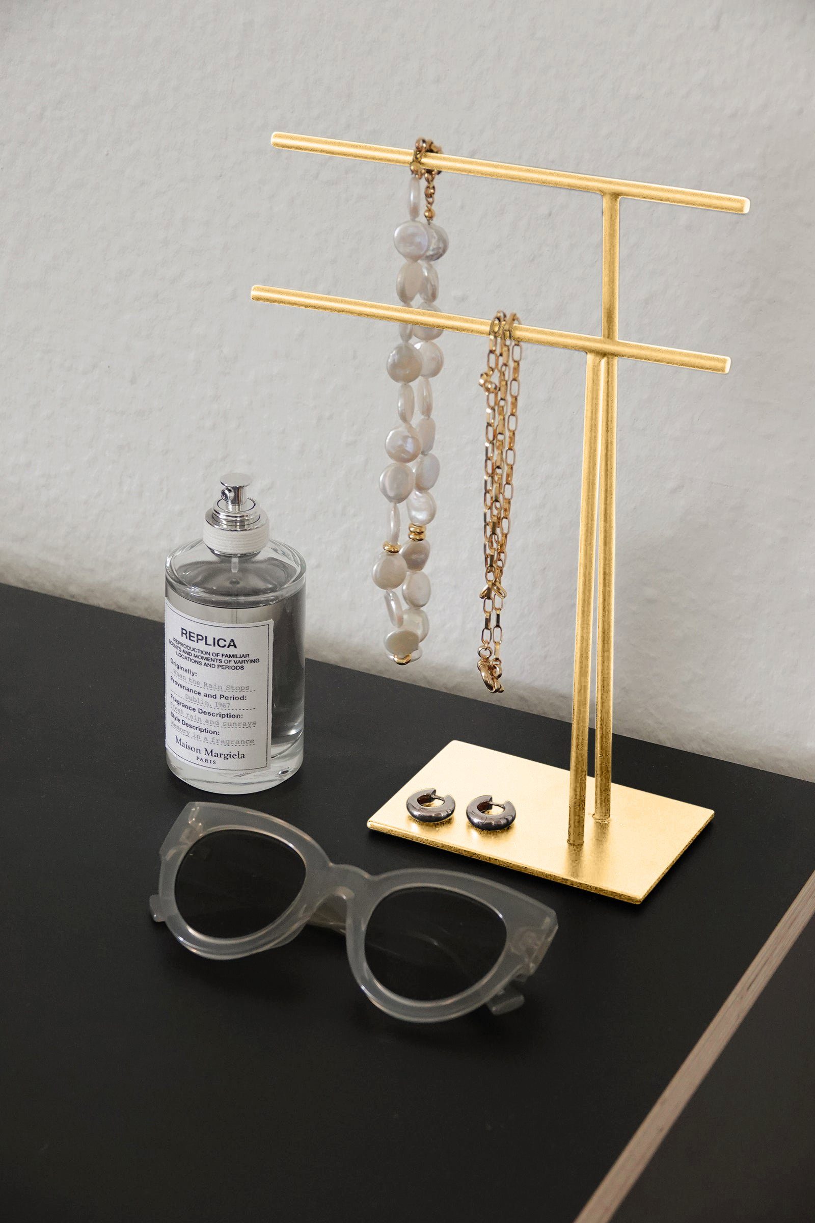 LaLe Living Schmuckständer Butik aus Eisen in Schwarz oder Gold, 25x18,5 cm, geeignet für das Badezimmer oder die Ankleide