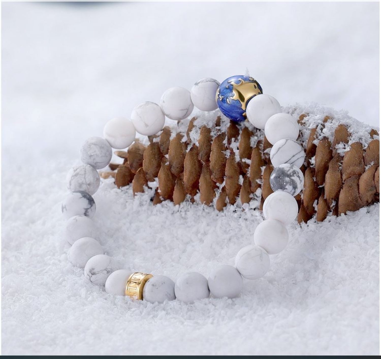 Kingka Armband für Damen, weißer Türkis, Erdkugel Edelstahl vergoldet, blaue Emaille, zu Hoodie, Jeans, Sneaker! Büro, Urlaub, Party, Perfektes Geschenk