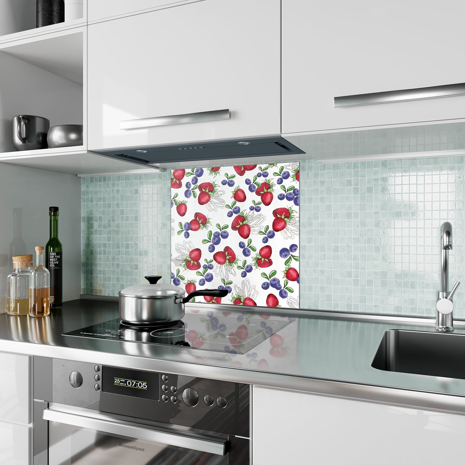 Aquarell Glas Beeren mit Spritzschutz Küchenrückwand Primedeco Küchenrückwand aus Motiv