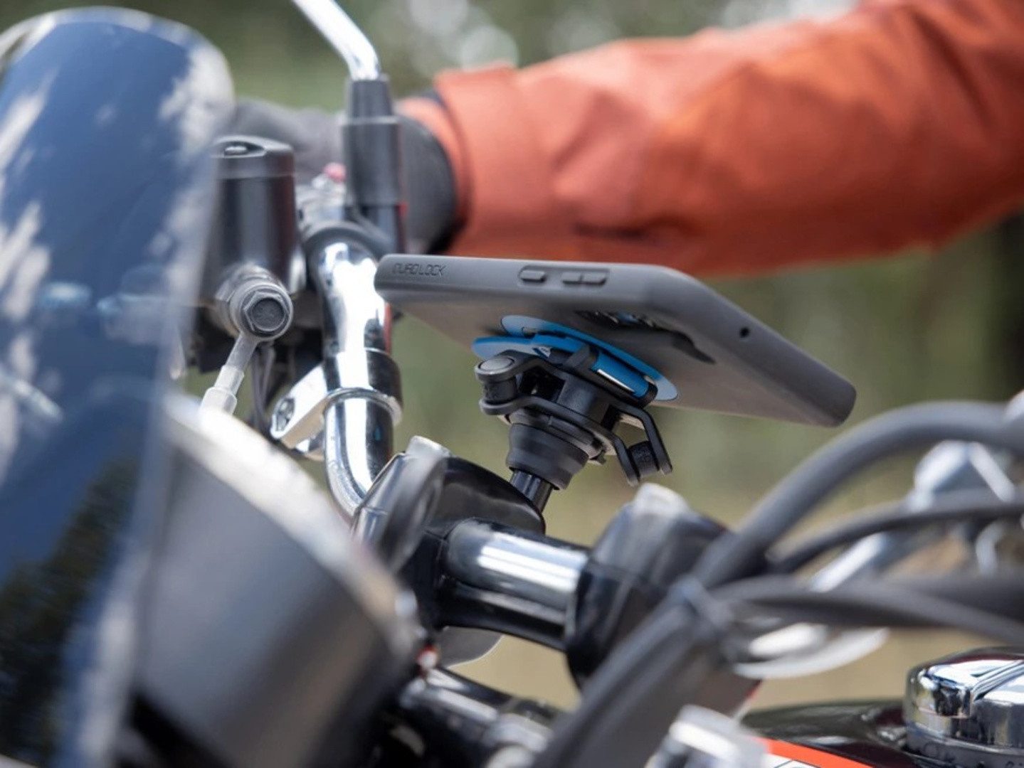 Quad Lock Handyhülle QUAD LOCK Vibration Dempener Motorrad Schwingungsdämpfer Handyhalter