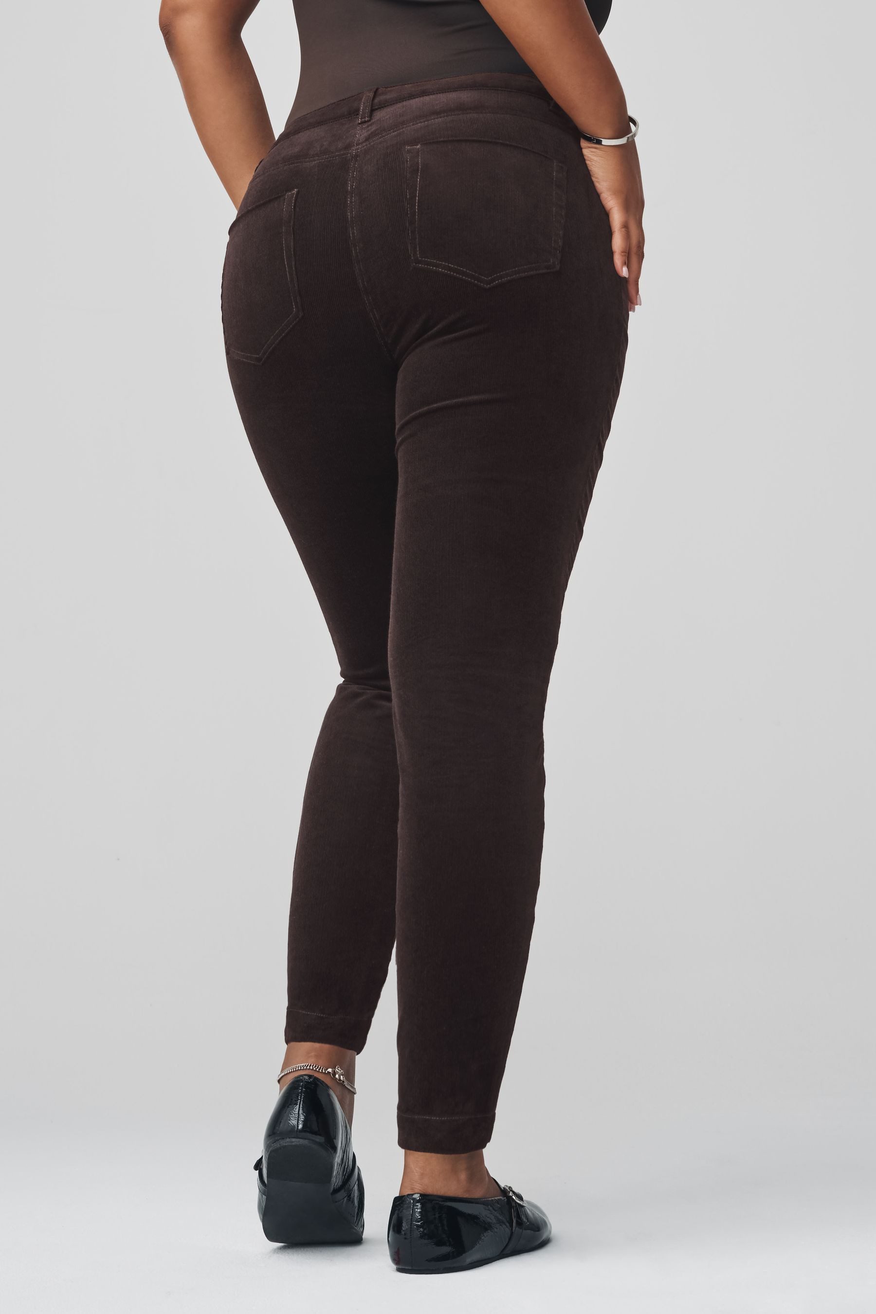 Next Skihose Skinny Fit Cordhose in Sanduhrenform (1-tlg)