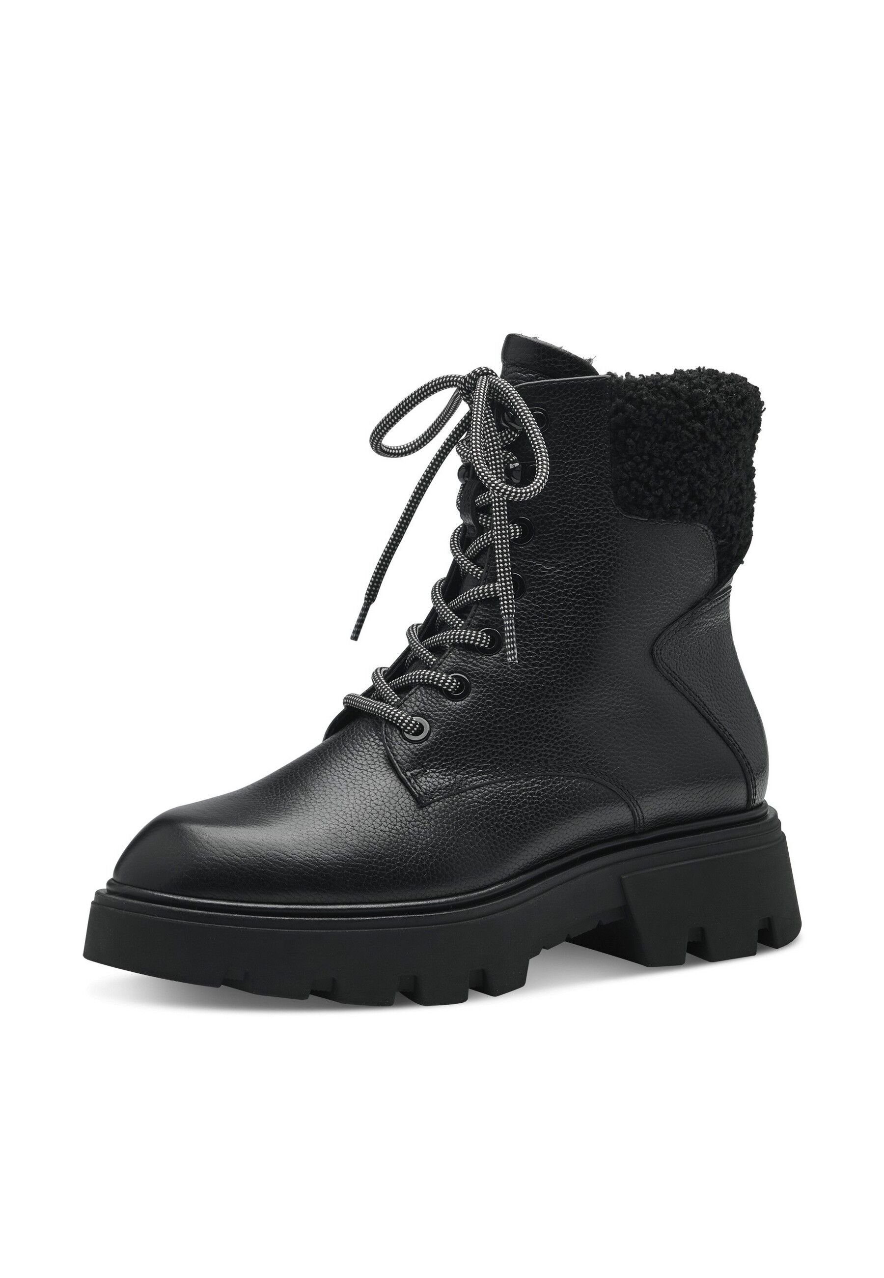 Schnürstiefel