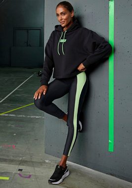 LASCANA ACTIVE Leggings -Sporthose mit farblich abgesetztem Seitenstreifen