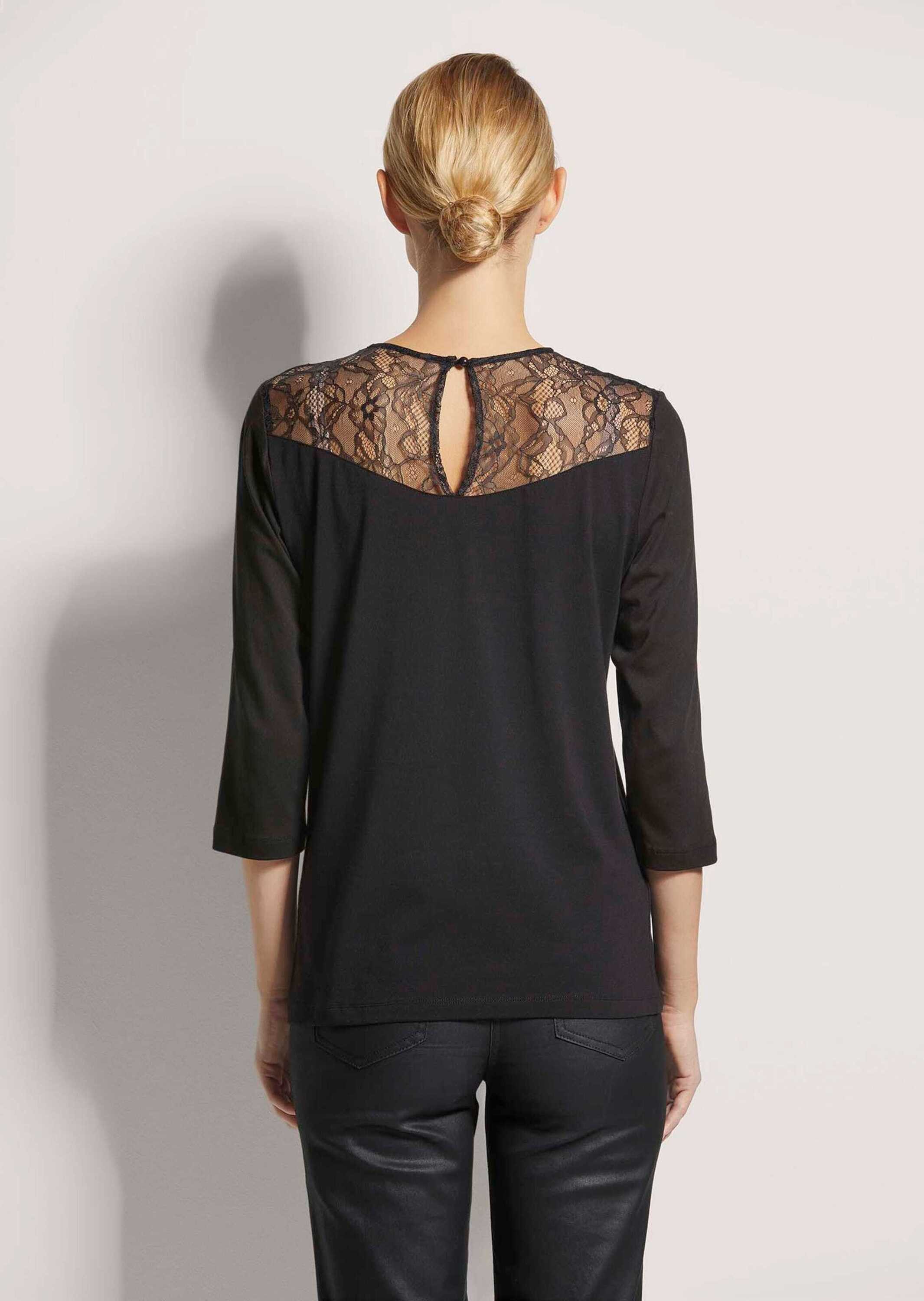 MADELEINE Kurzarmshirt Rundhals-Shirt mit Spitze, Baumwollmix Uni-Design, U-Boot-Ausschnitt, Knopfverschluss im Rücken
