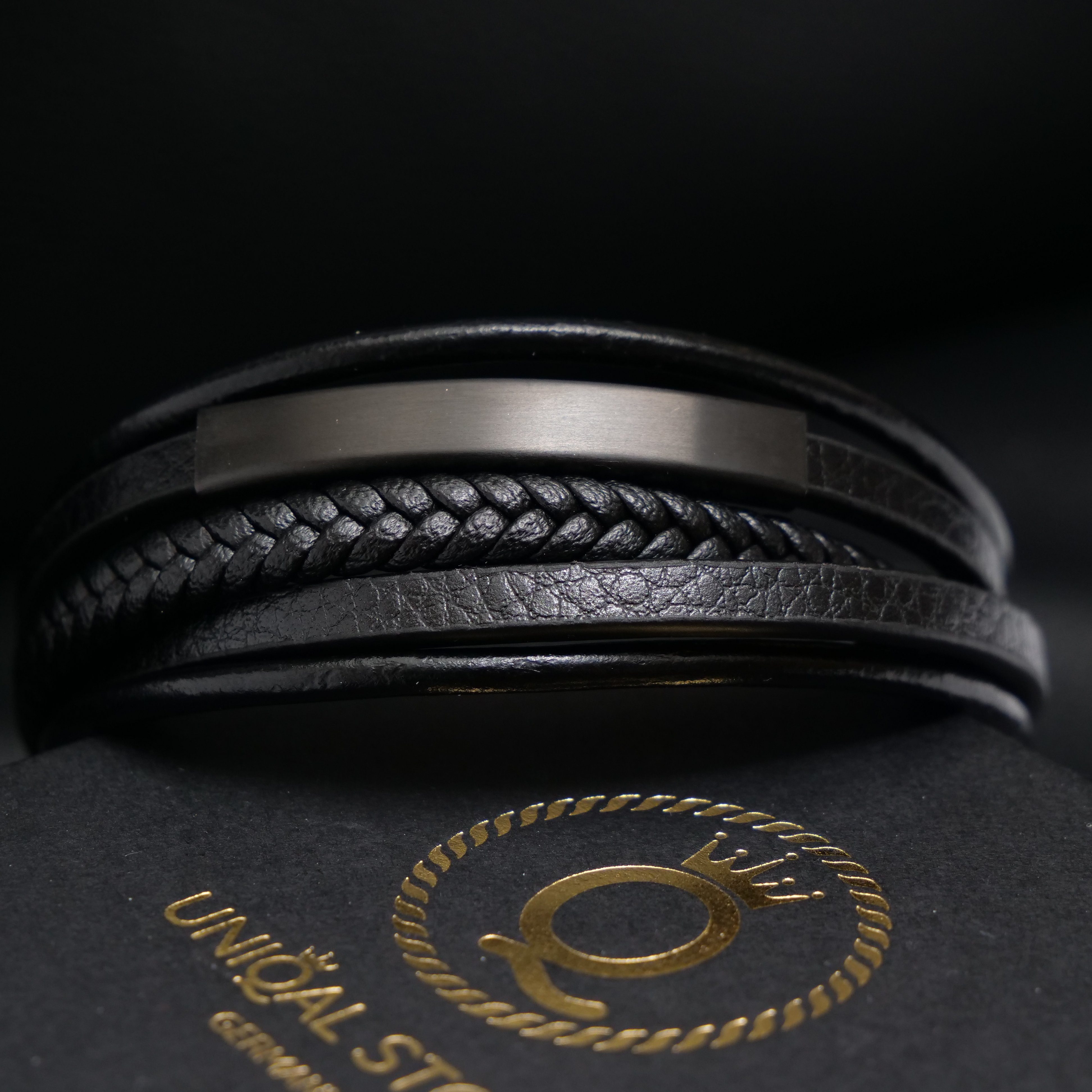 "PLATE" Lederarmband UNIQAL.de Echtleder, Casual geflochten, Style, Schwarz Handgefertigt) Herren (Edelstahl, Lederarmband