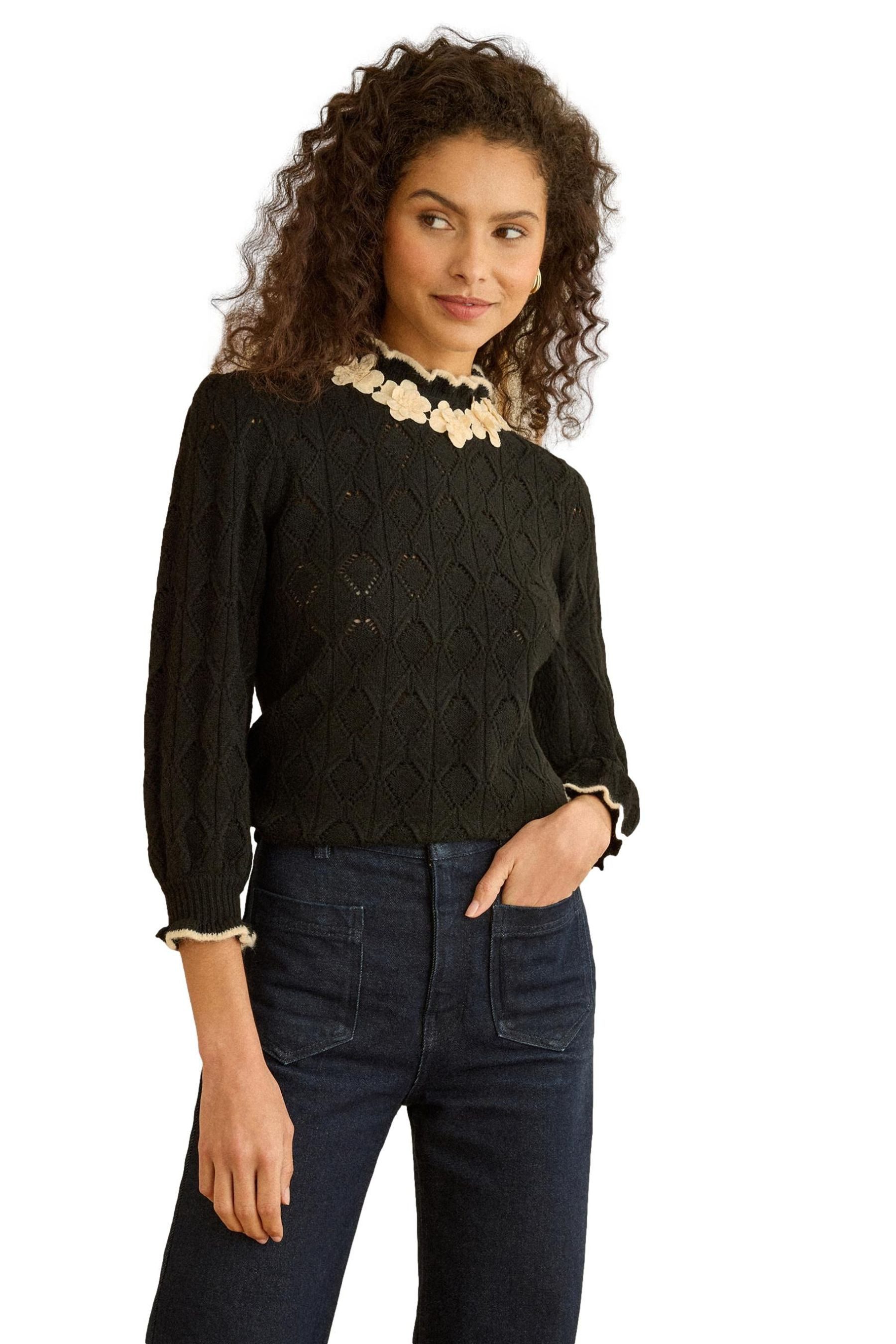 Strickpullover Love & Roses Pullover mit Lochstickerei