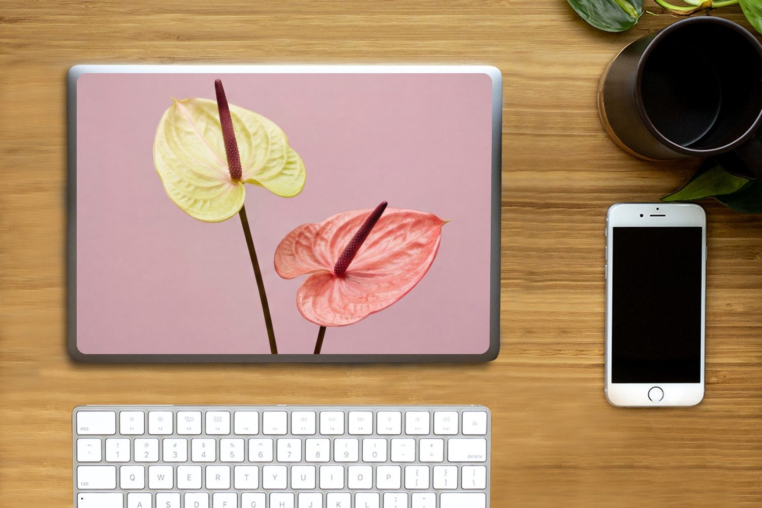 MuchoWow Laptop-Aufkleber Blumen - Anthurien - Gelb - Rosa, (1tlg), Laptop Folien Cover, Aufkleber, Sticker, Schutz vor Kratzern, 30x21 cm