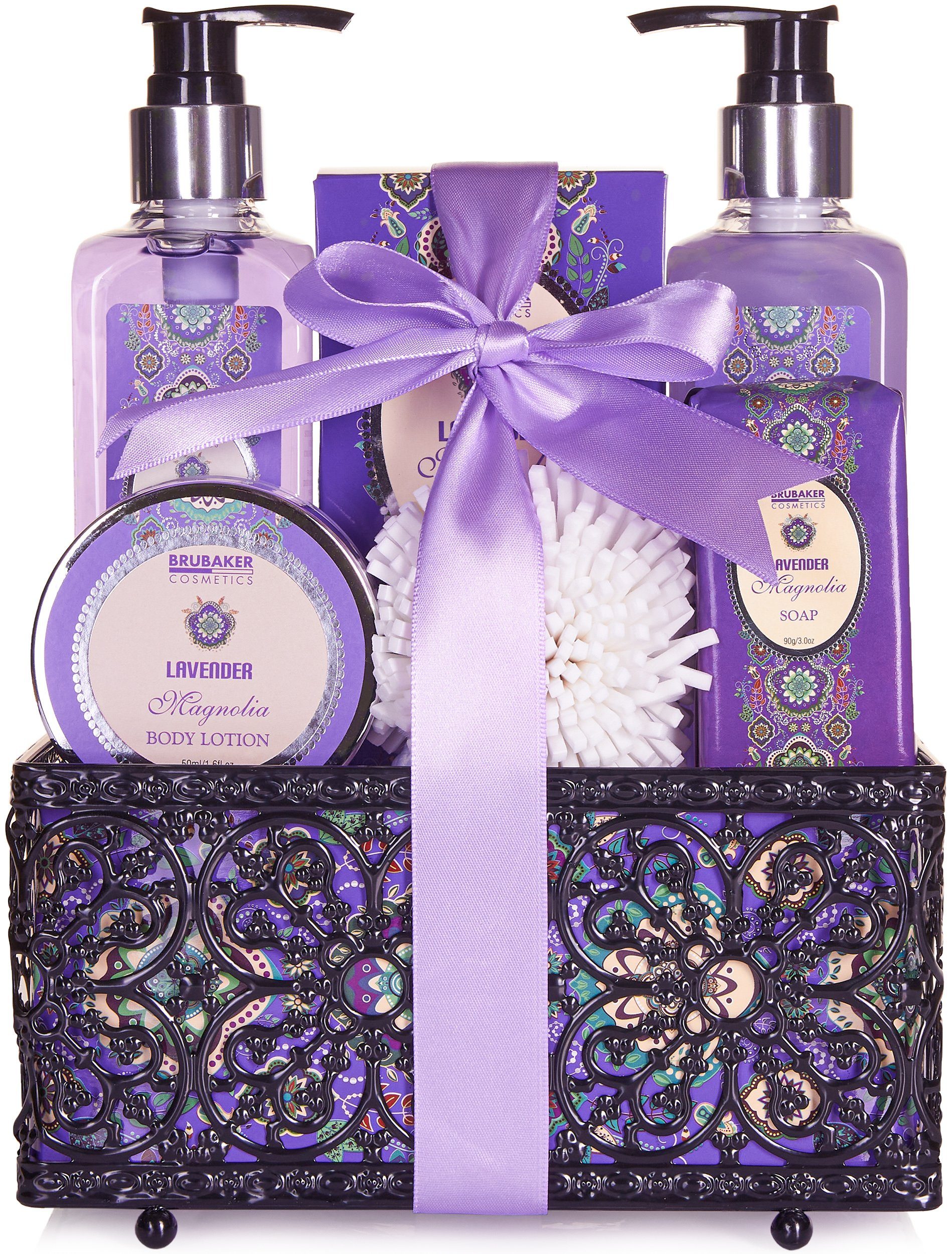 BRUBAKER Pflege-Geschenkset Premium Wellness Dusch- und Badeset mit Lavendel Magnolien Duft, 7-tlg., Geschenkset für Frauen, Pflegeset in dekorativem Korb