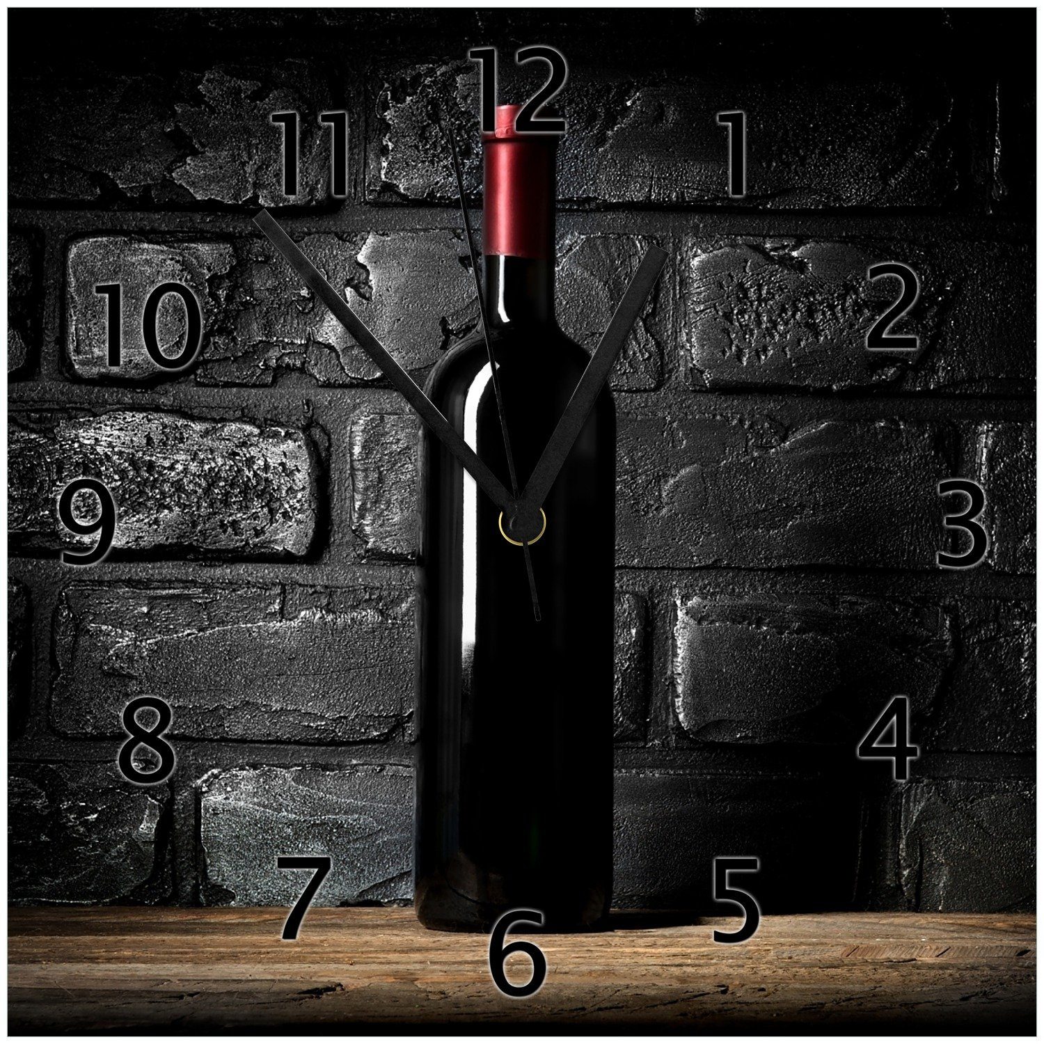 Wanduhr Rotwein-Flasche am Abend