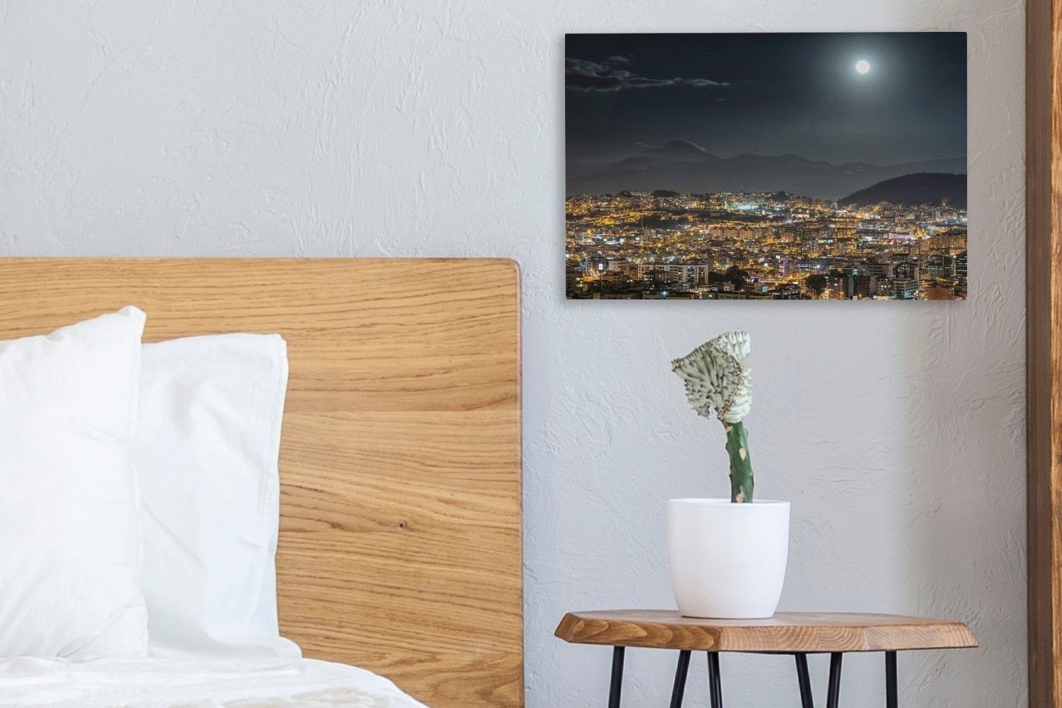 OneMillionCanvasses® Leinwandbild Vollmond beleuchtet den St), Aufhängefertig, Cayambe Vulkan Wanddeko, Leinwandbilder, die Ecuador, und in Quito Wandbild (1 Stadt cm 30x20