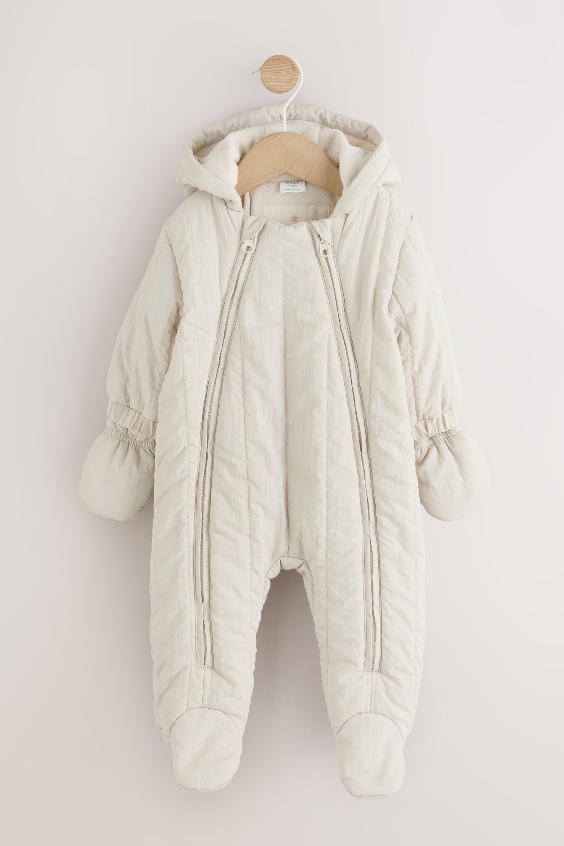 Next Overall Gesteppter Baby Polyamid-Anzug mit Slogan (1-tlg)