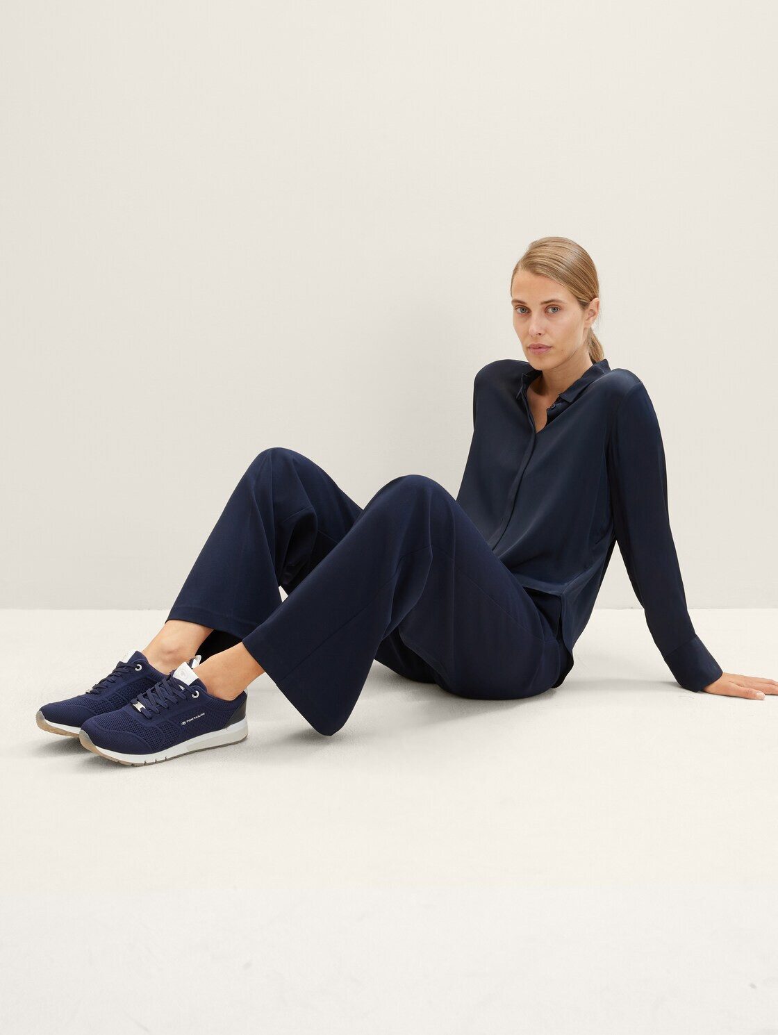 TOM TAILOR Shoes Licence Sneaker (1-tlg) Sneaker mit Mesh-Einsatz