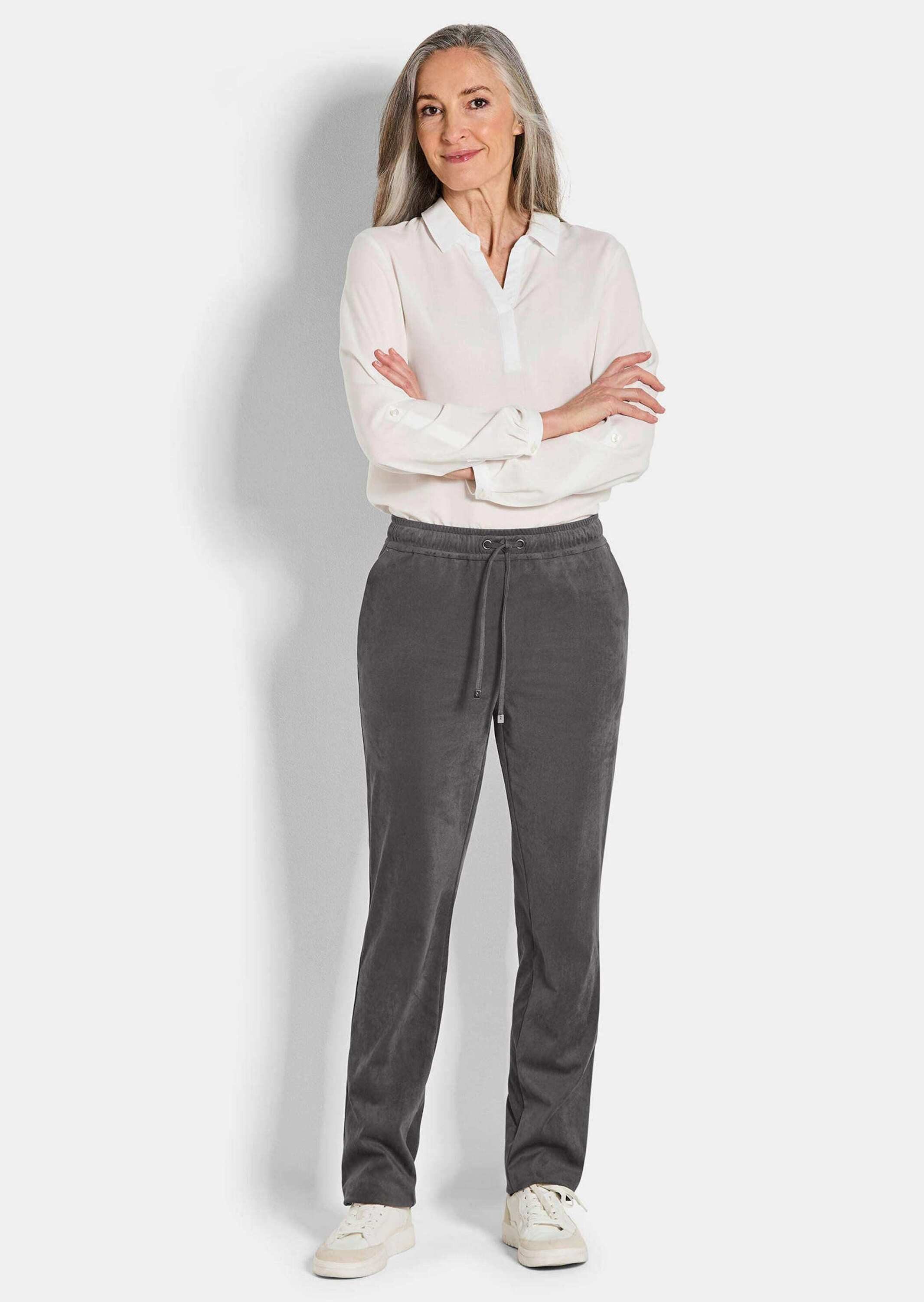 GOLDNER Stoffhose Freizeithose SARA in Veloursleder-Optik Sportive, lange J günstig online kaufen