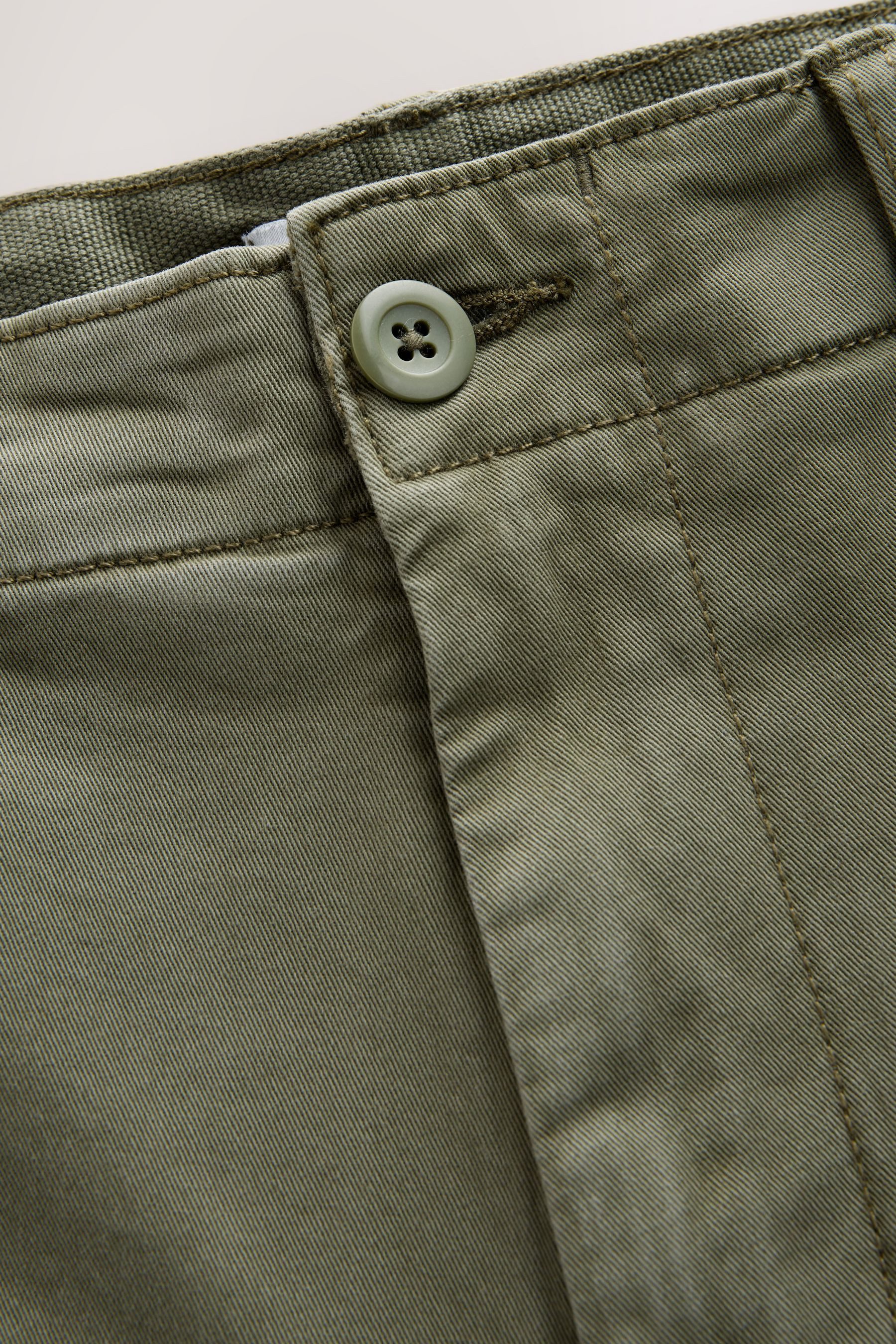 Next Chinohose Straight Fit Chinohose mit authentischer Waschung (1-tlg)