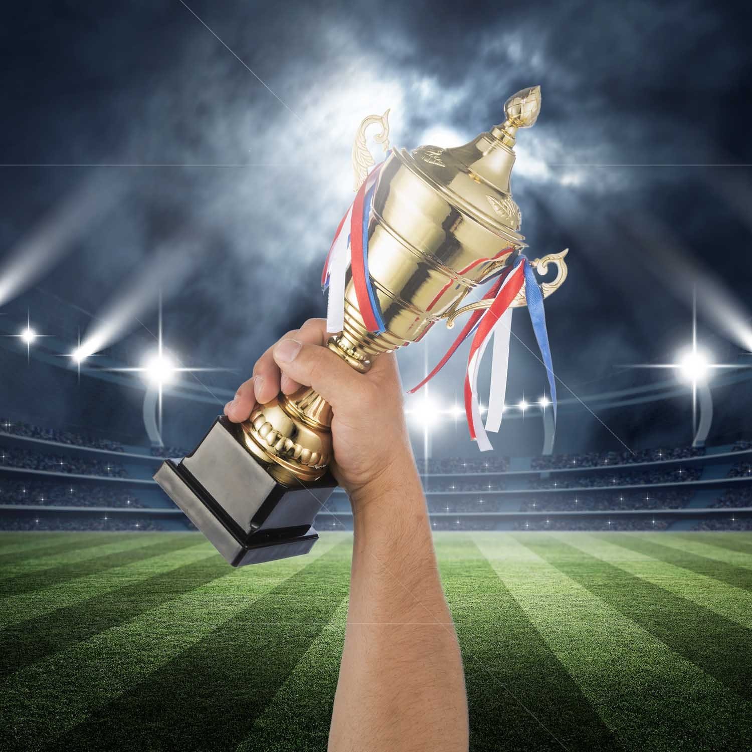 Goods+Gadgets Dekoobjekt Goldene XXL-Trophäe – Dekopokal, Auszeichnung & Preis für Gewinner, 36 cm - Sieger Trophäe – Bild 5 von 5