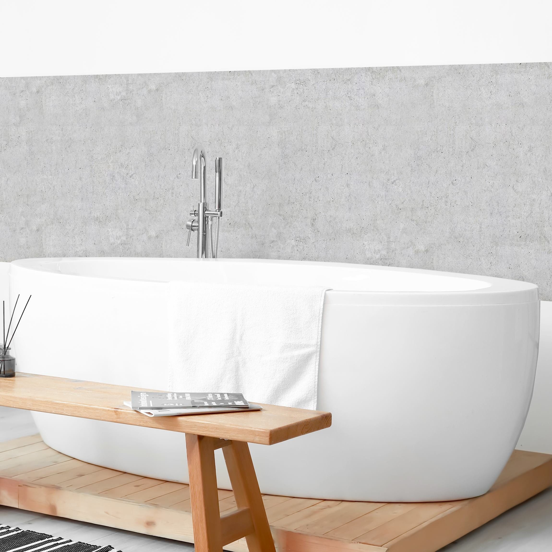 Bilderdepot24 Badrückwand grau fugenlose Wandverkleidung Bad mit Motiv, (Hartfolie matt » Selbstklebend SMART 0,35 mm), wasserfestes Wandpaneel Beton Ciré hell