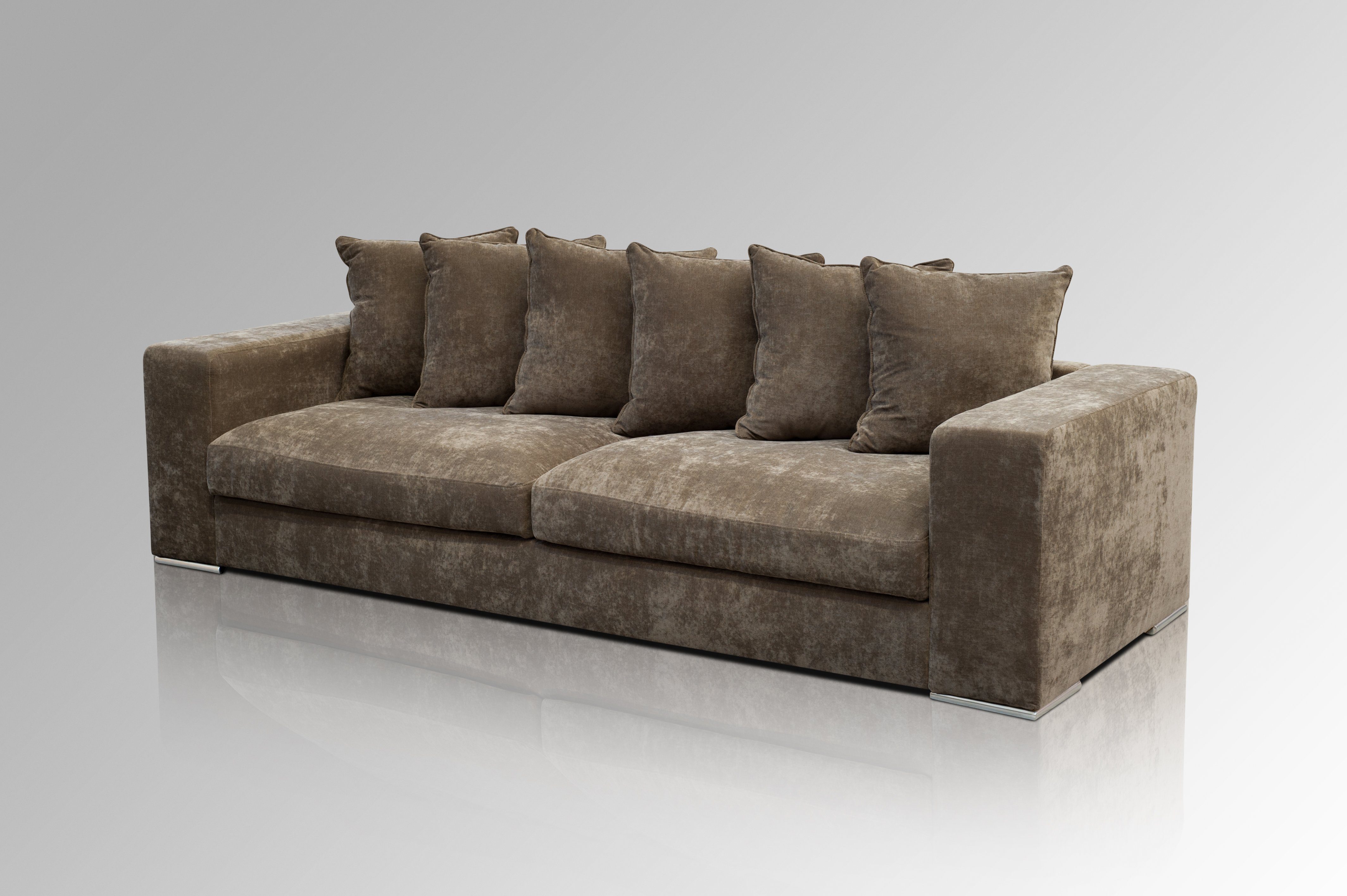 AMARIS Elements Sofa Samt Sofa 'Monroe' 4 Sitzer XL Big Sofa Wohnzimmer Couch in 4 Größen, Made in Europe Braun (Samt)