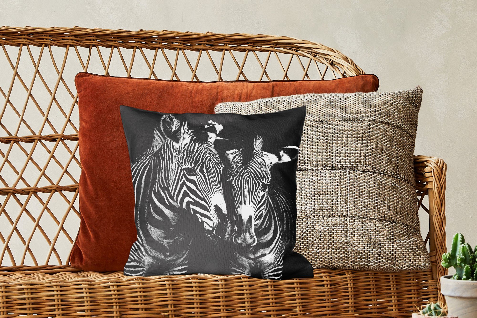 Schlafzimmer, für Schwarz Dekokissen und Füllung Zebras Deko, Zierkissen Weiß, in Wohzimmer, MuchoWow Sofakissen Tierprofil mit