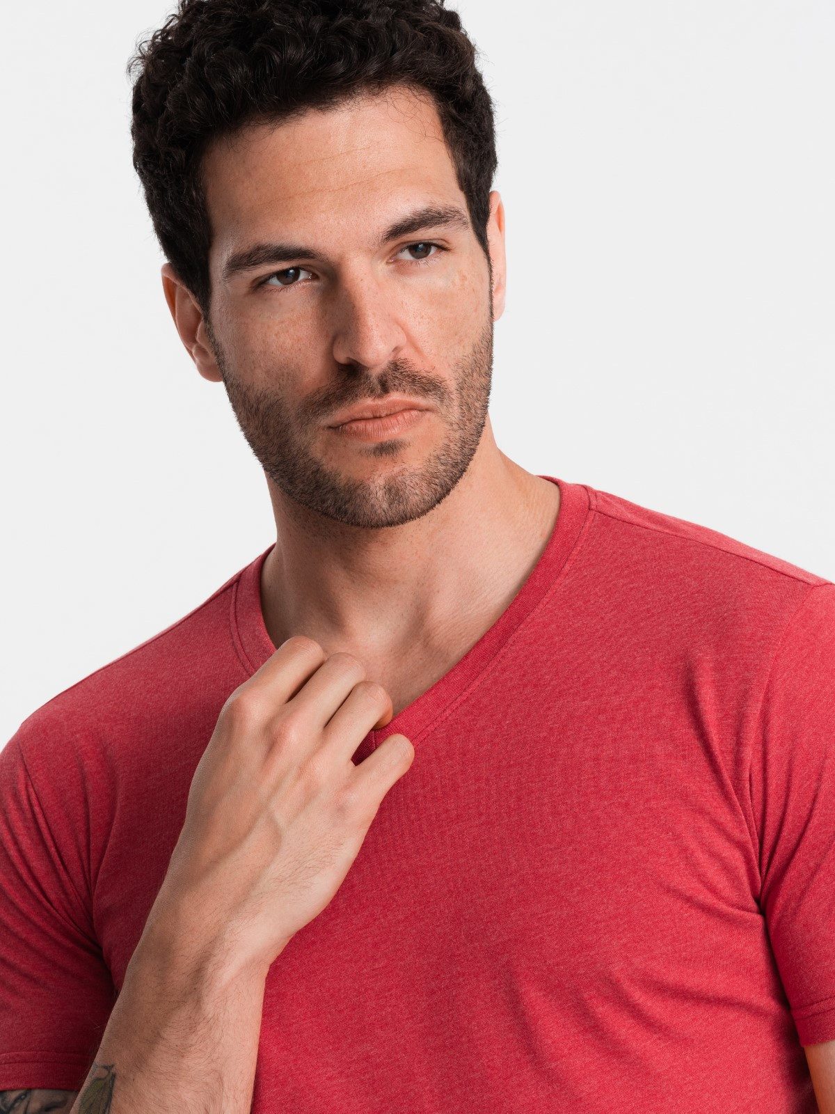 OMBRE T-Shirt Klassisches Herren-T-Shirt mit V-Ausschnitt aus Baumwolle BAS günstig online kaufen