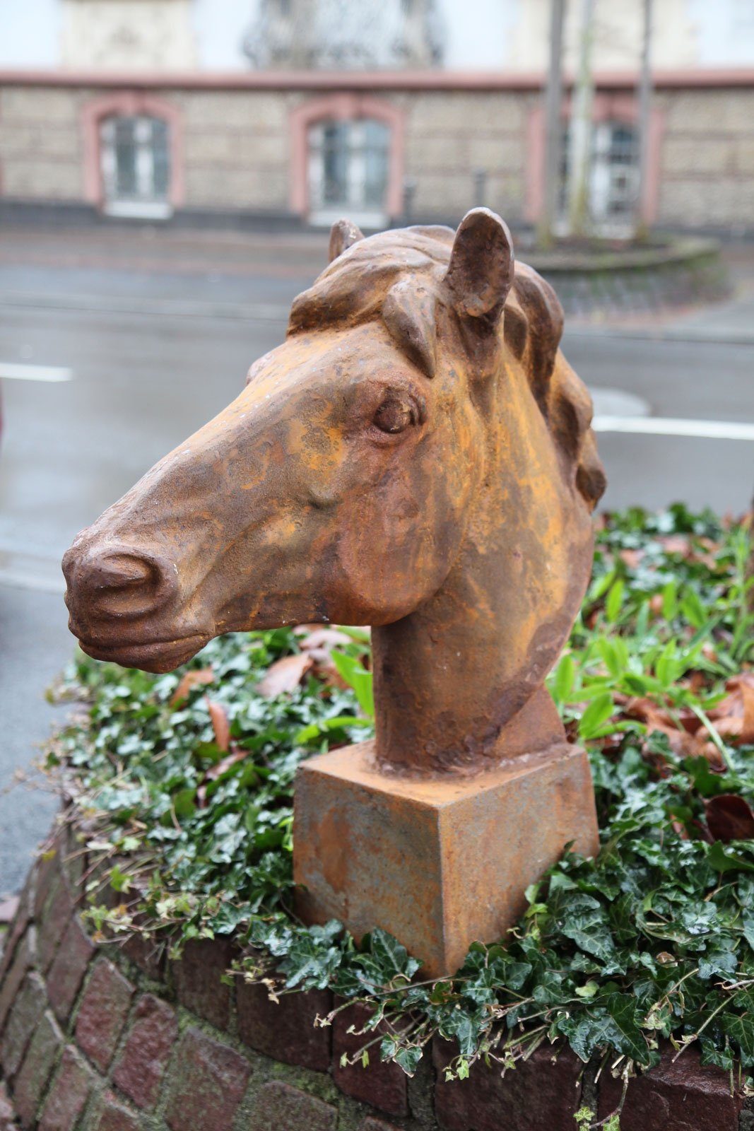 Aubaho Gartenfigur Pferdekopf Skulptur Figur Pferd Eisen Dekoration Garten Antik-Stil 62c