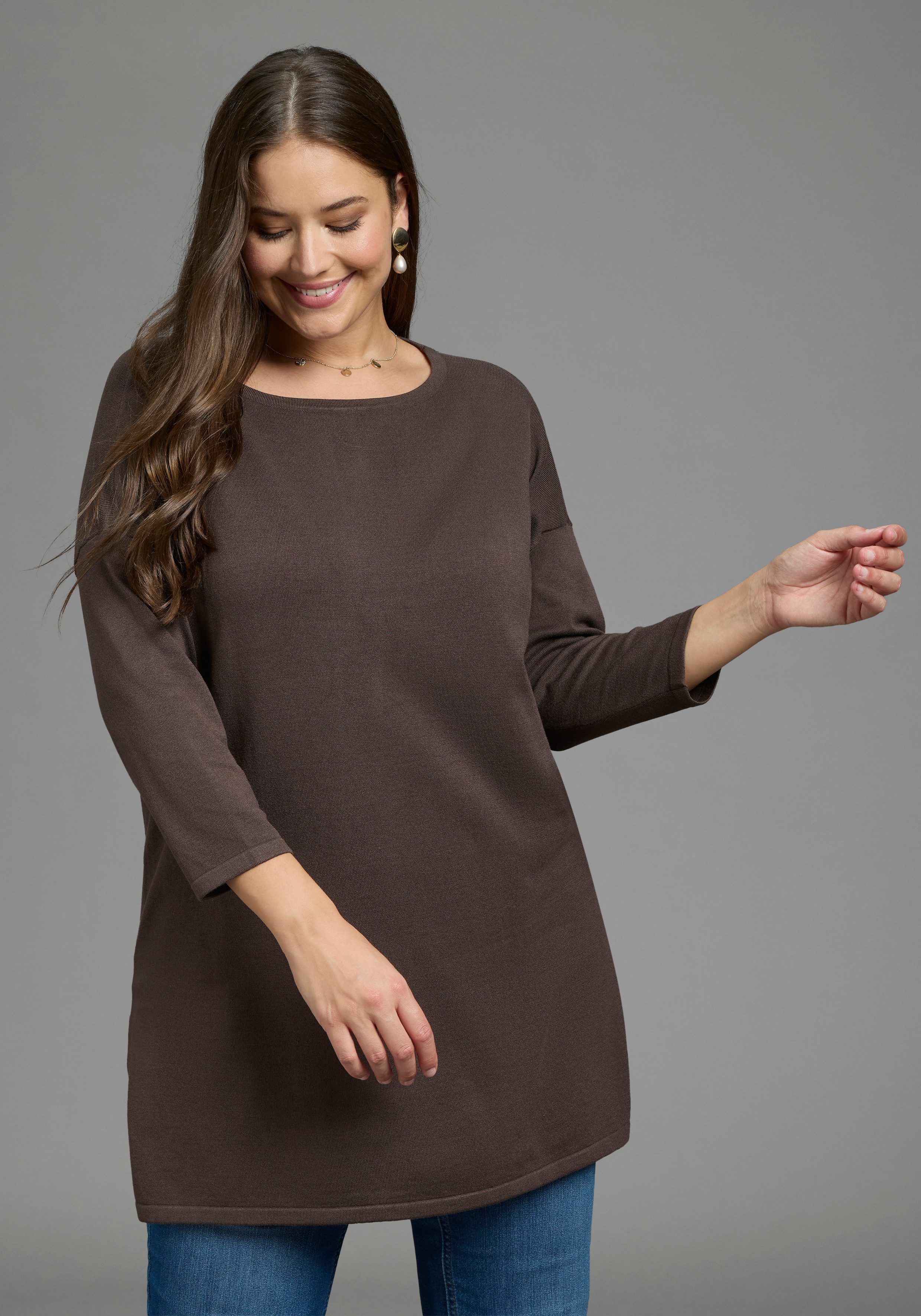 Laura Scott CURVE Longpullover Große Größen aus fließendem Feinstrick mit seitlichem Schlitz