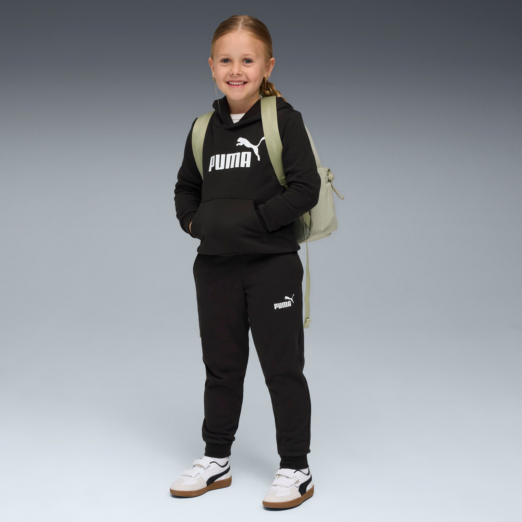 PUMA Trainingsanzug ESS NO1 LOGO SWEAT SUIT FL PS (2-tlg), mit Kapuze, bequeme Passform