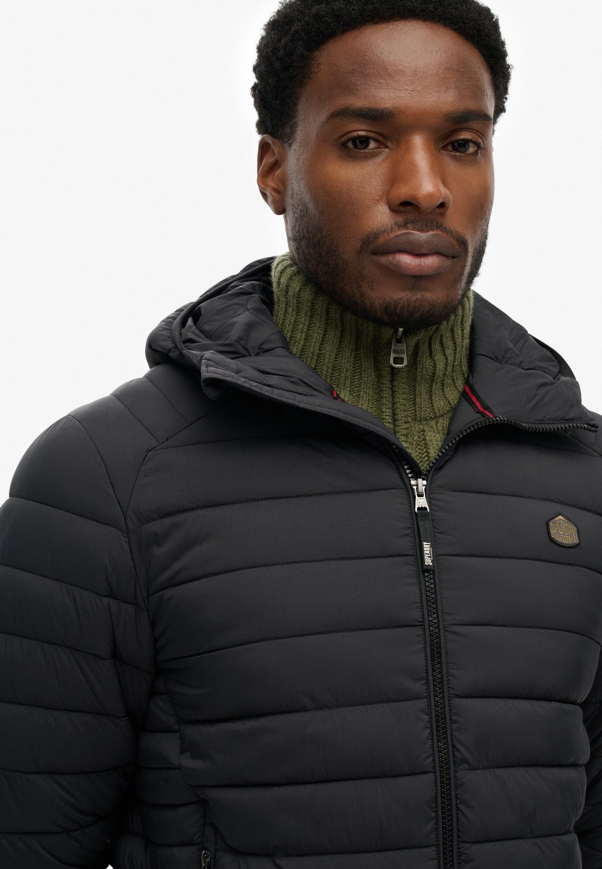 Superdry Steppjacke Hooded Fuji Lite Jacket slim fit Form, mit Kapuze – Bild 4 von 5