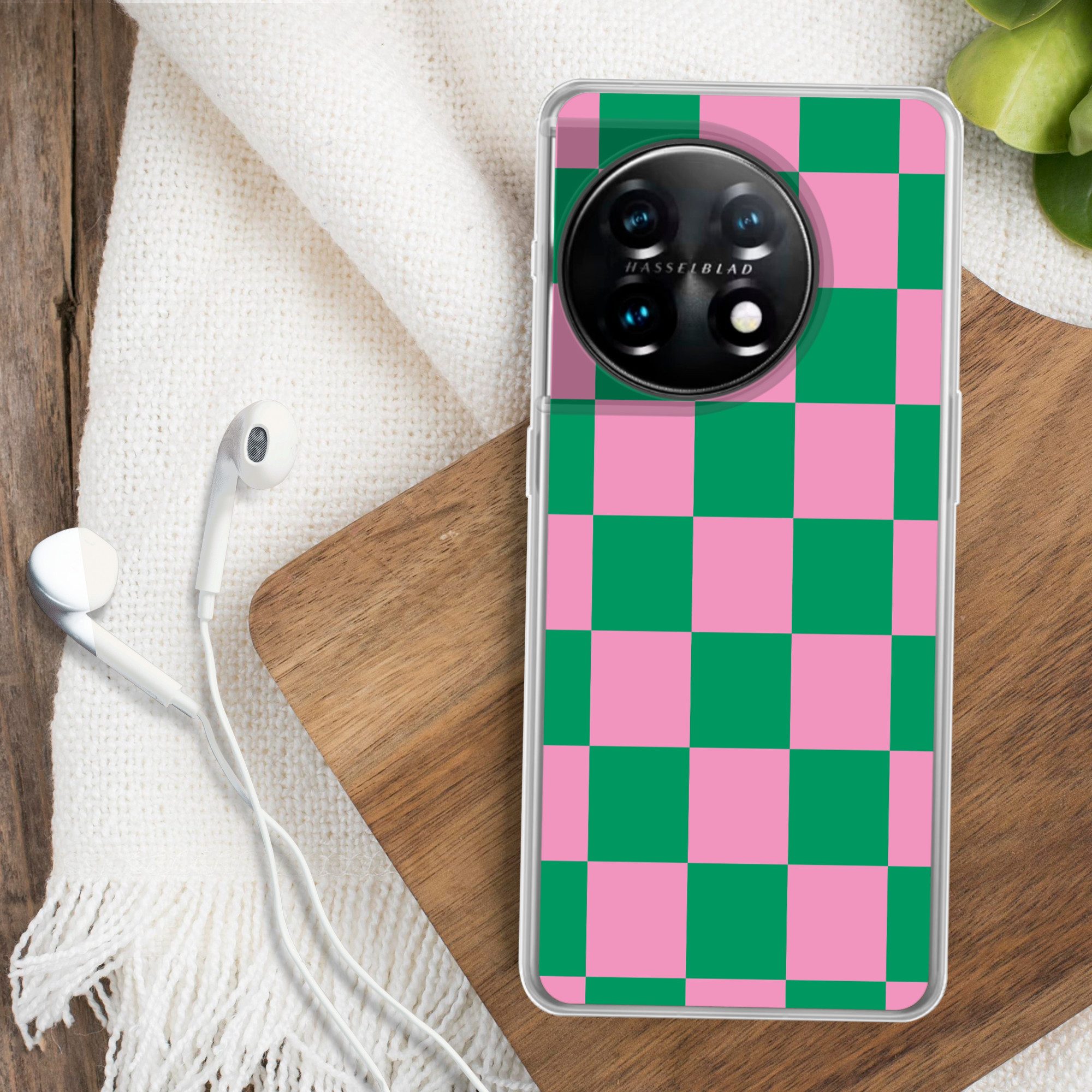 MuchoWow Handyhülle für OnePlus 11 Schachbrettmuster - Grün - Rosa - Würfel, Handy Case, Silikon, Bumper Case Dünn