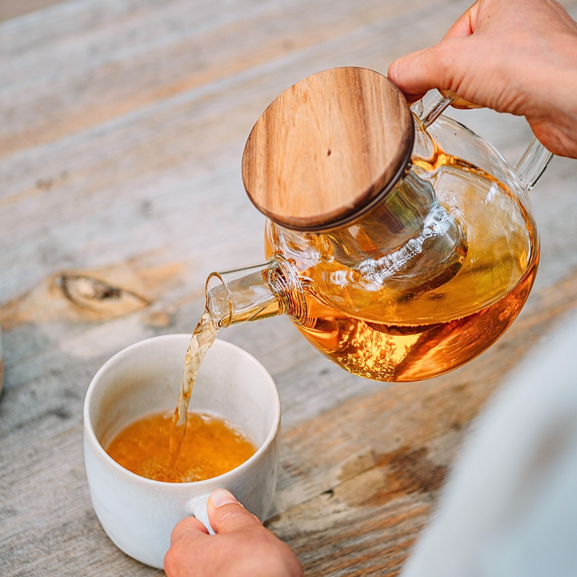 Econovo Teekanne aus Glas, 0.75 l, mit Holzdeckel