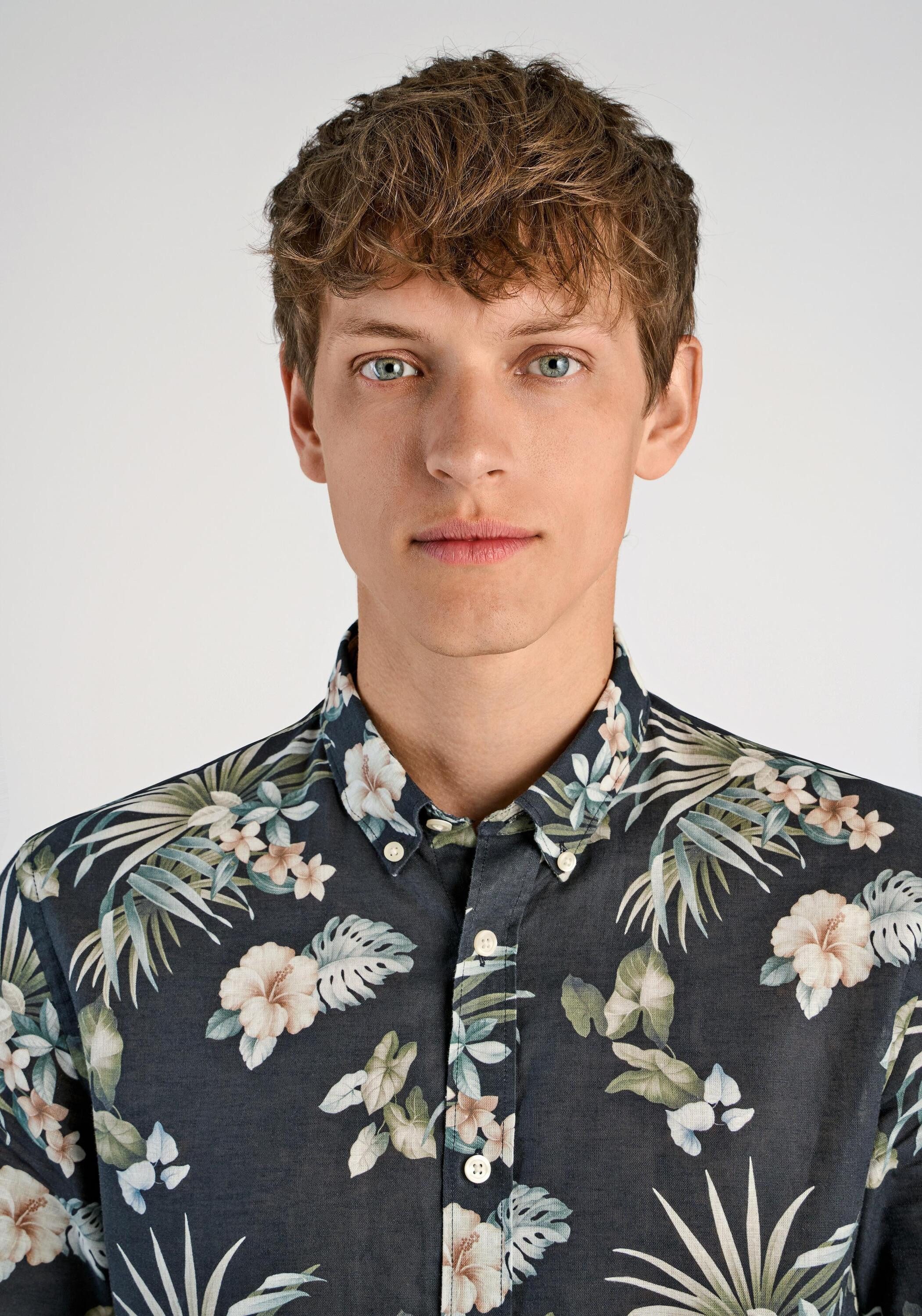 LINDBERGH Leinenhemd Leinenhemd (Kurzarm) Relaxed Fit
