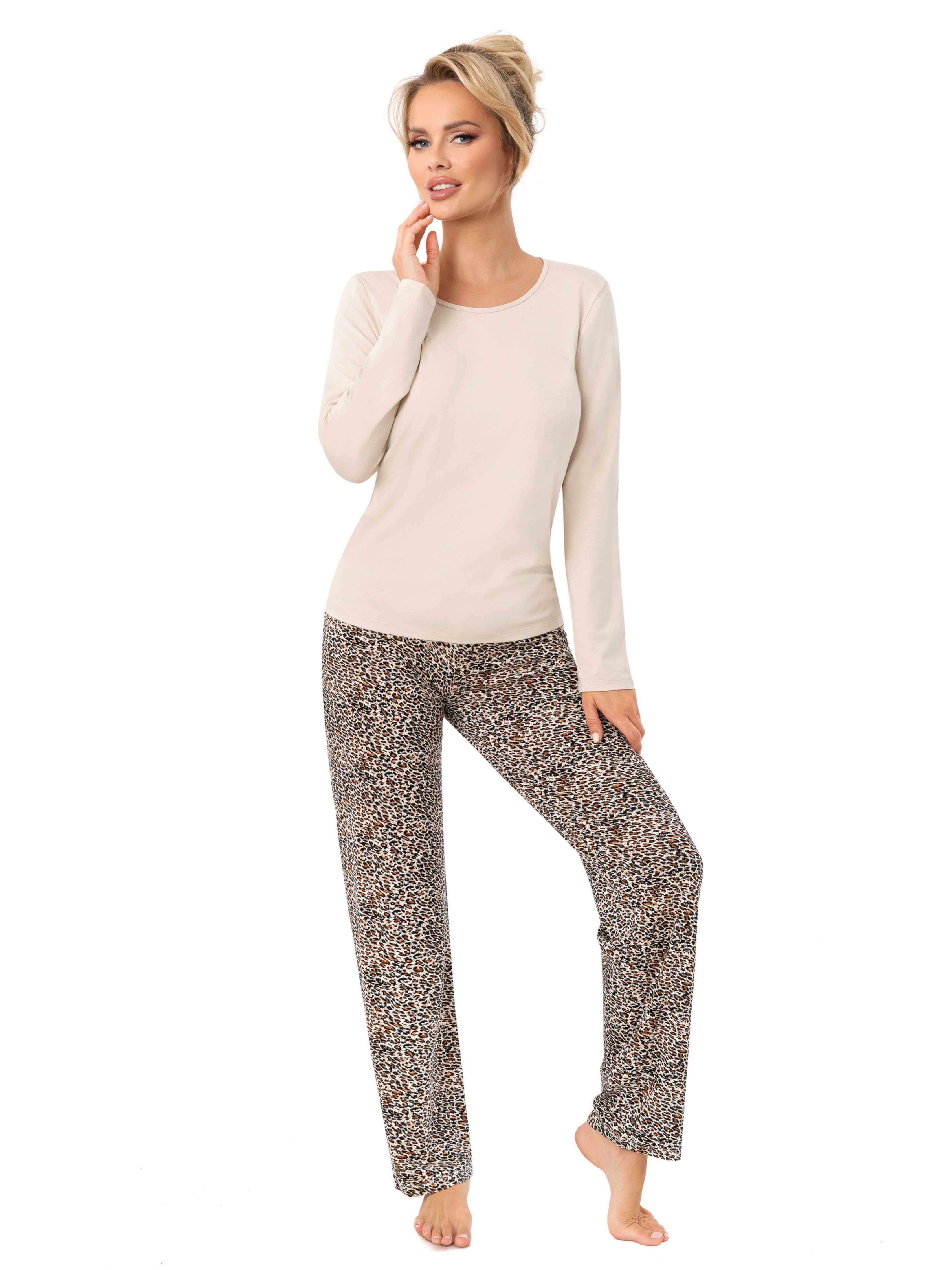 Donna Pyjama Schlafanzug lang mit beigem Shirt & Leo-Print Hose besonders weiche Viskosemischung