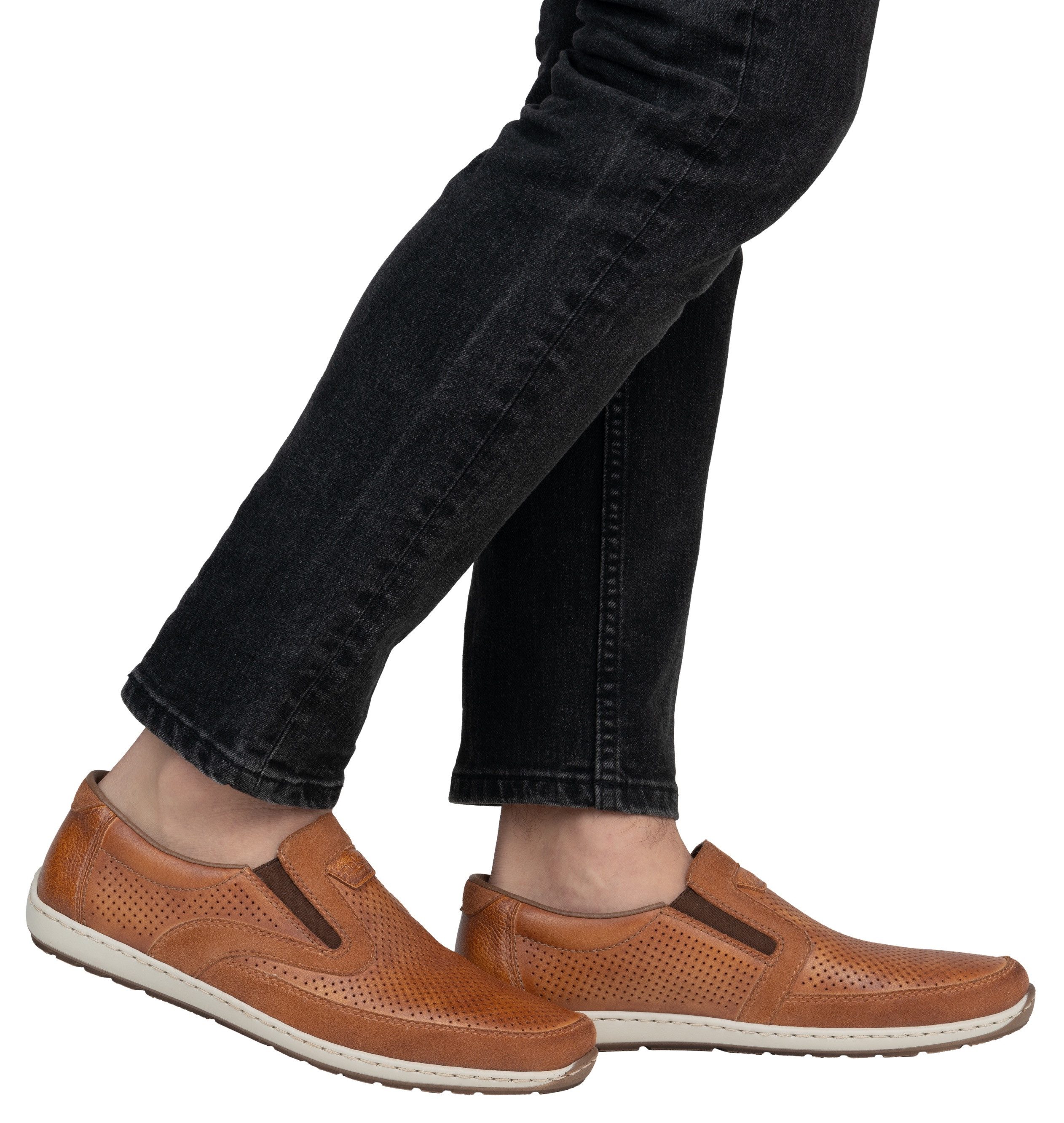 Rieker Slipper, Loafer, Schlupfschuh, seitliche Stretcheinsätze und Perfora günstig online kaufen