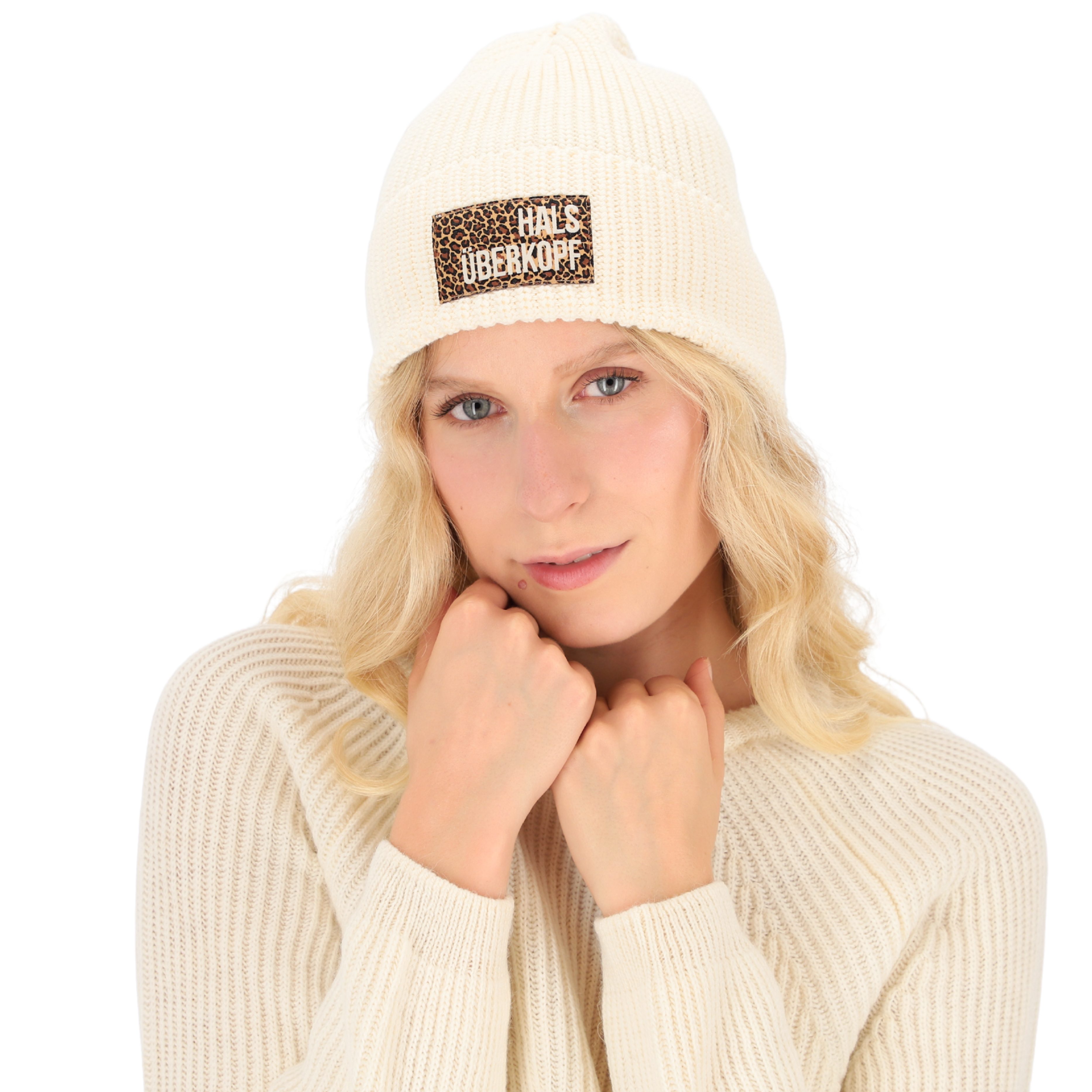 halsüberkopf Accessoires Strickmütze mit Leo-Badge und Schriftzug Halsüberk günstig online kaufen