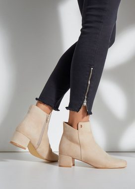 LASCANA Stiefelette mit bequemen Blockabsatz, Ankle Boots, Stiefel VEGAN