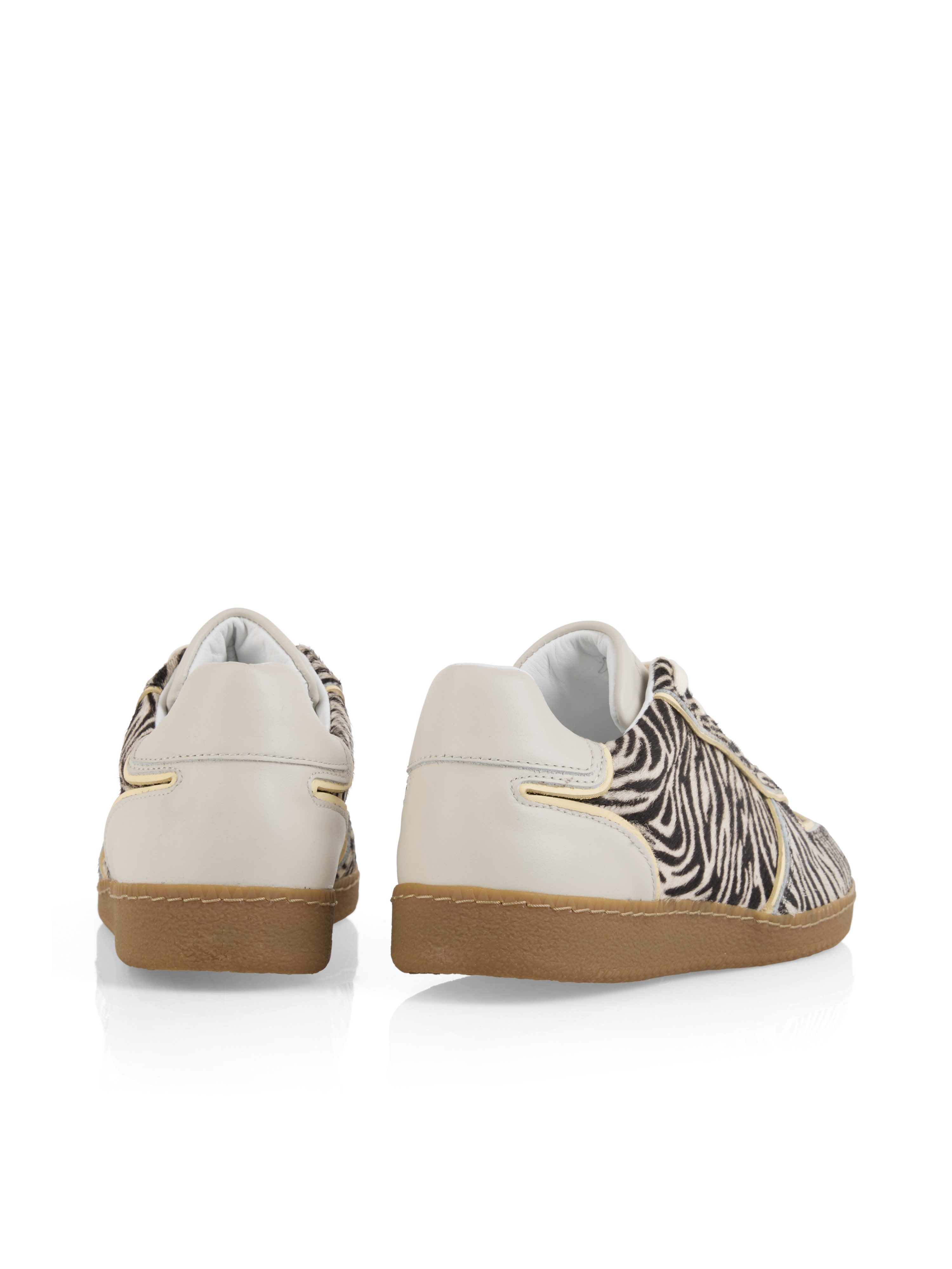 Marc Cain Sports Tigermania Sneaker Freizeitschuh, Halbschuh, Schnürschuh mit Animal Print