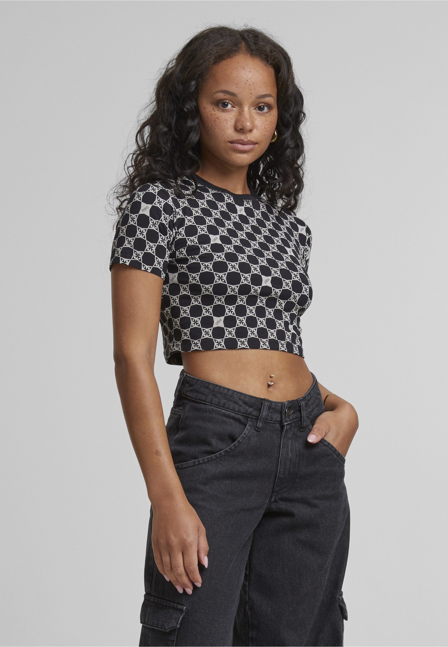 PEQUS T-Shirt PEQUS Pequs Aether Monogram Top (1-tlg)