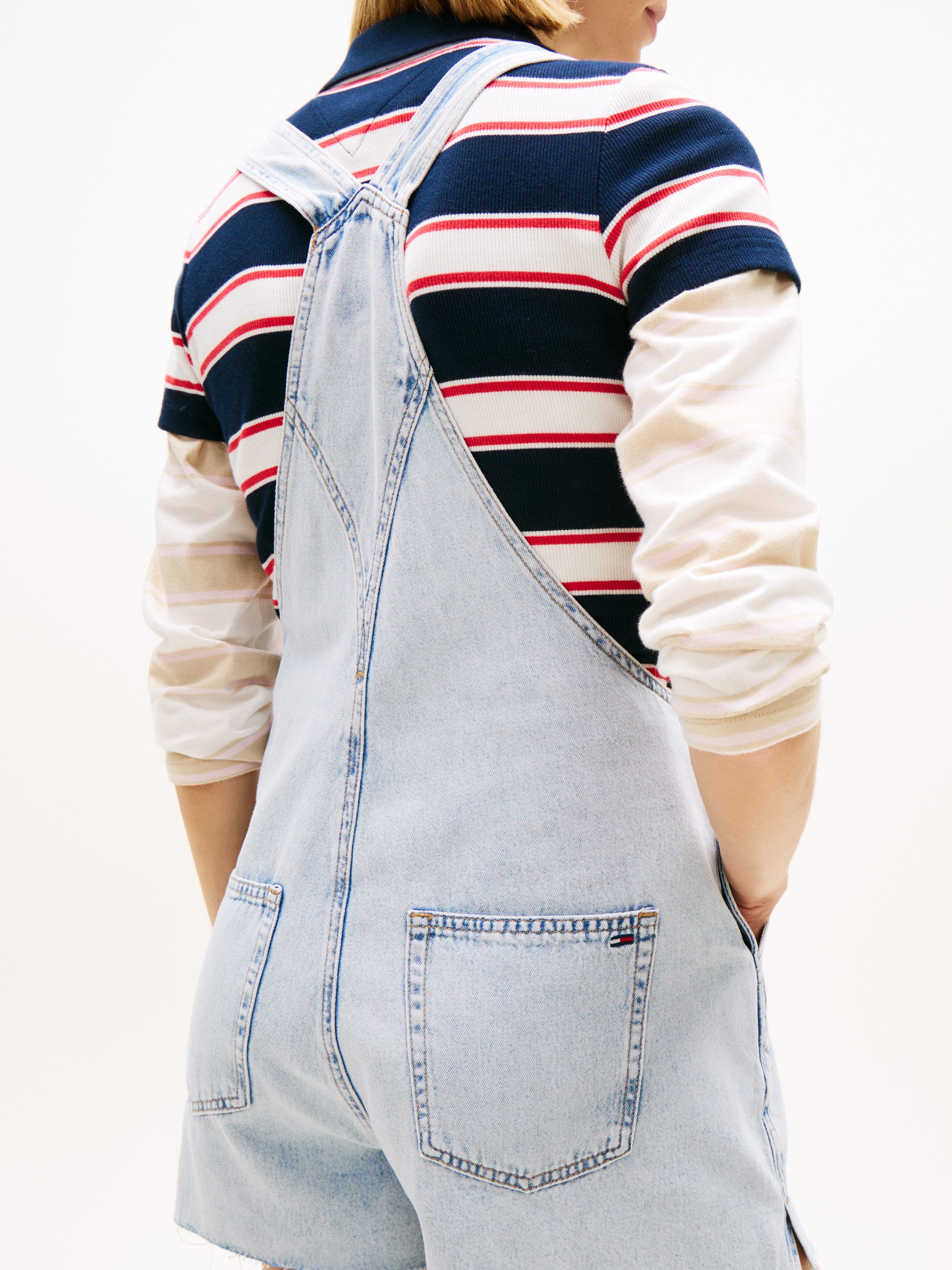 Tommy Jeans Kurzoverall MIA DUNGAREE SHORT EXT BJ6014 im lässigen Latzhosen-Design