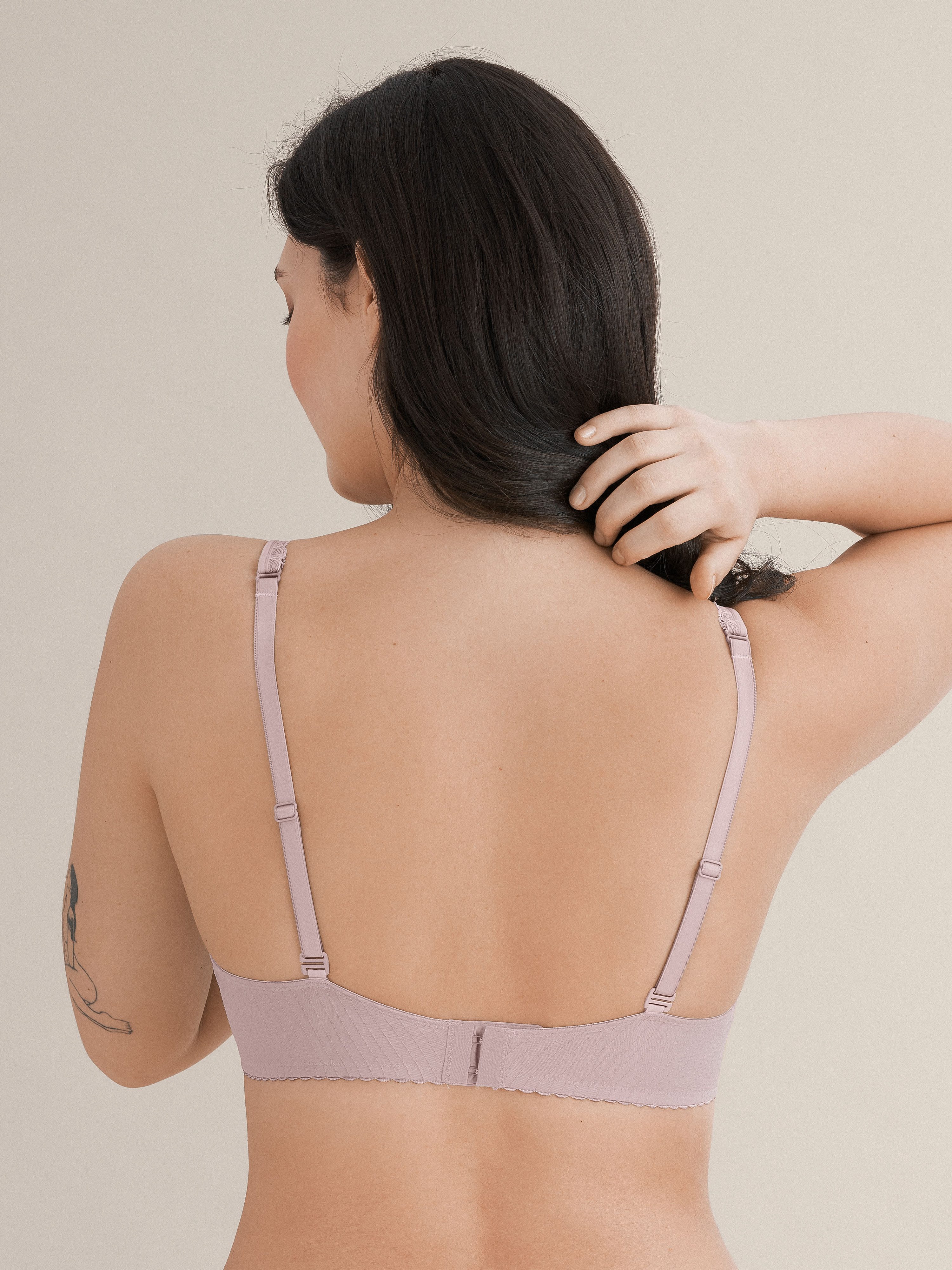 Conturelle Balconette-BH Mille Fleurs Dekorativer Außenträger ist elastisch und längenverstellbar