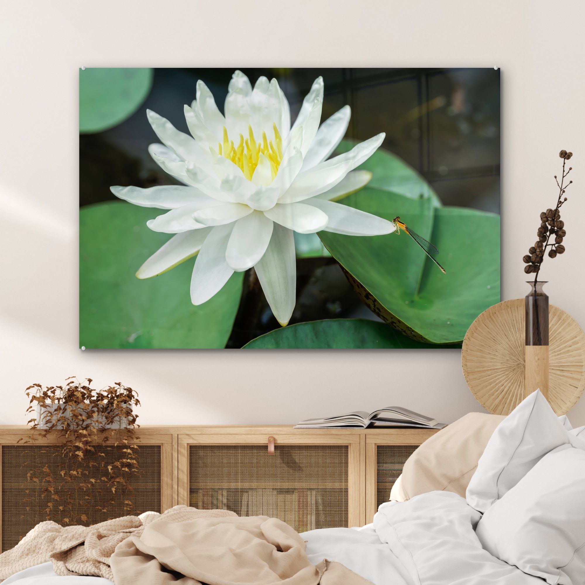 MuchoWow Acrylglasbild Libelle Schlafzimmer Acrylglasbilder Lotus, St), auf & weißem Wohnzimmer (1
