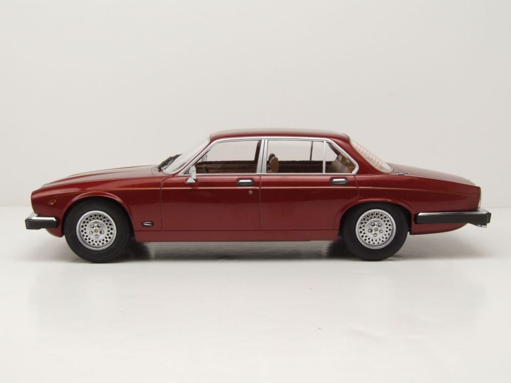 MCG Modellauto Jaguar XJ Series III 1979 dunkelrot, Maßstab 1:18