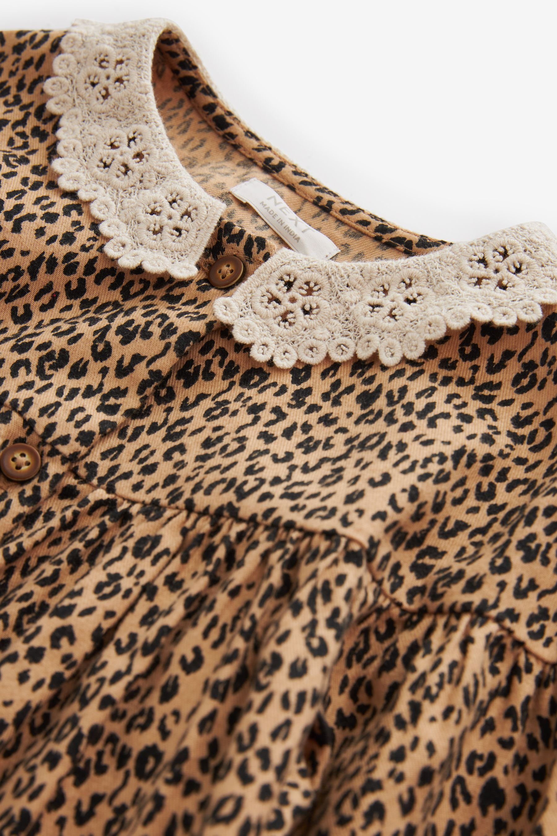 Kleid (1-tlg) Next Animal Blusenkleid Print mit Spitzenkragen