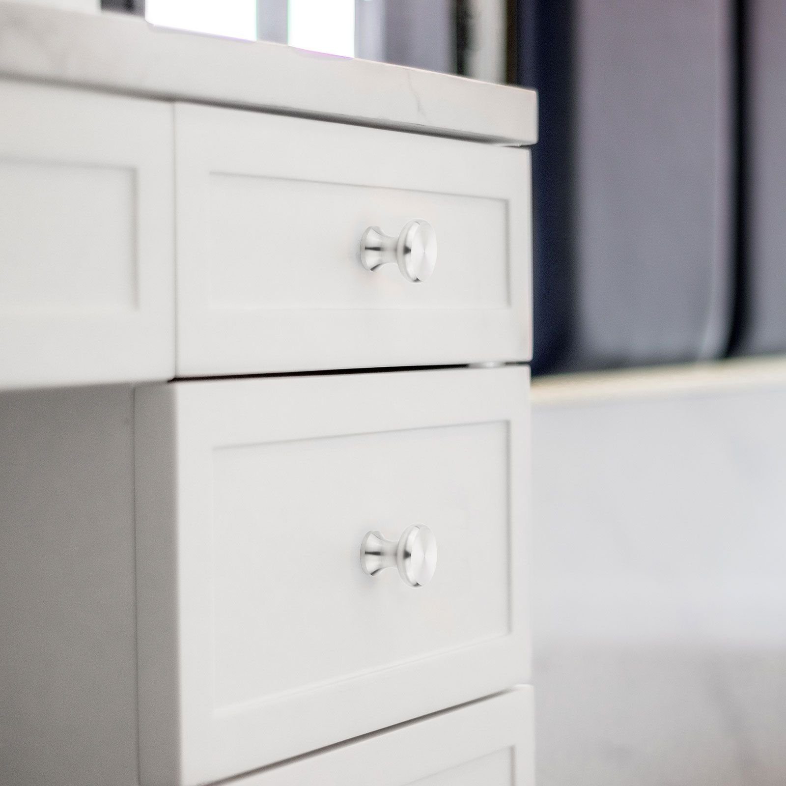 SO-TECH® Möbelknopf LEICESTER Ø 15 -30 mm Edelstahl gebürstet, Knopf Knauf incl. Schraube