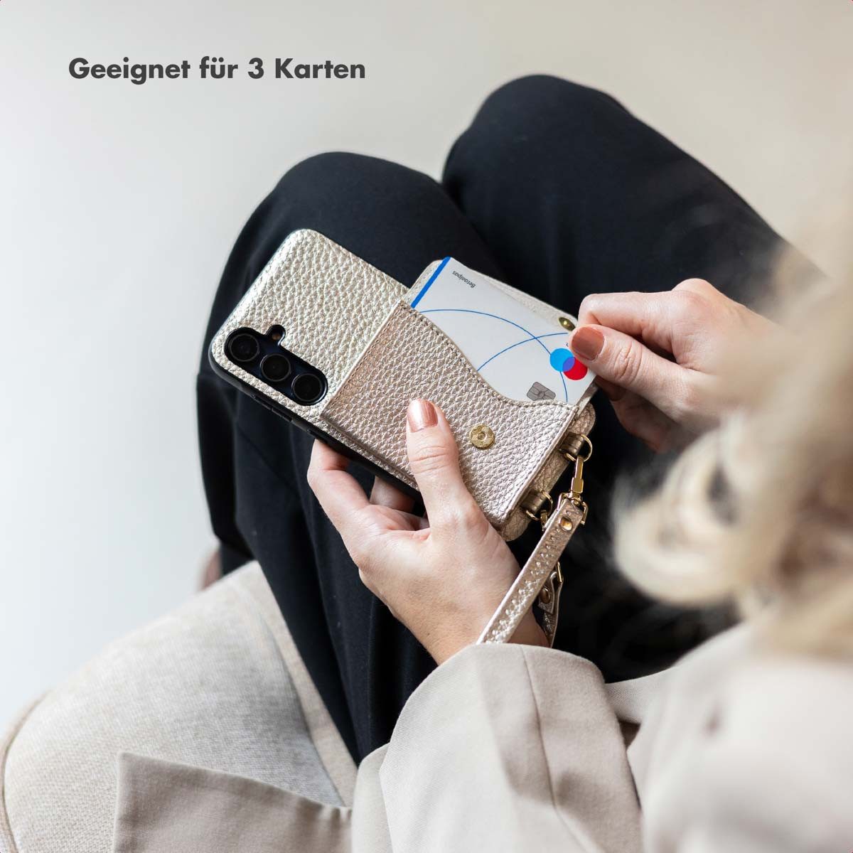 Selencia Case zum Umhängen Selencia Sera HandyHülle mit Kordel und Umschlag-Kartenhalter Samsung
