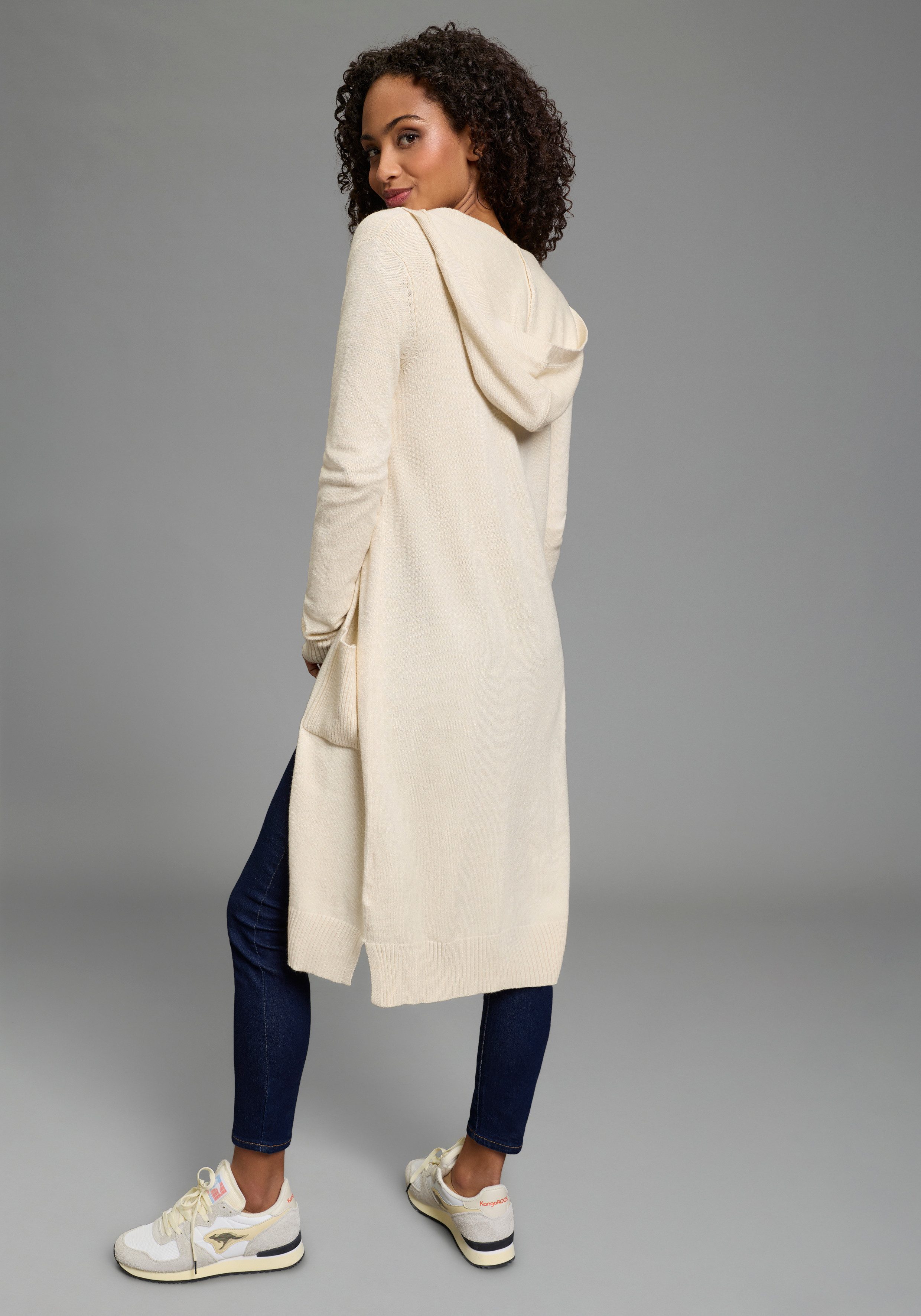 KangaROOS Longstrickjacke in offener Long-Form mit Kapuze