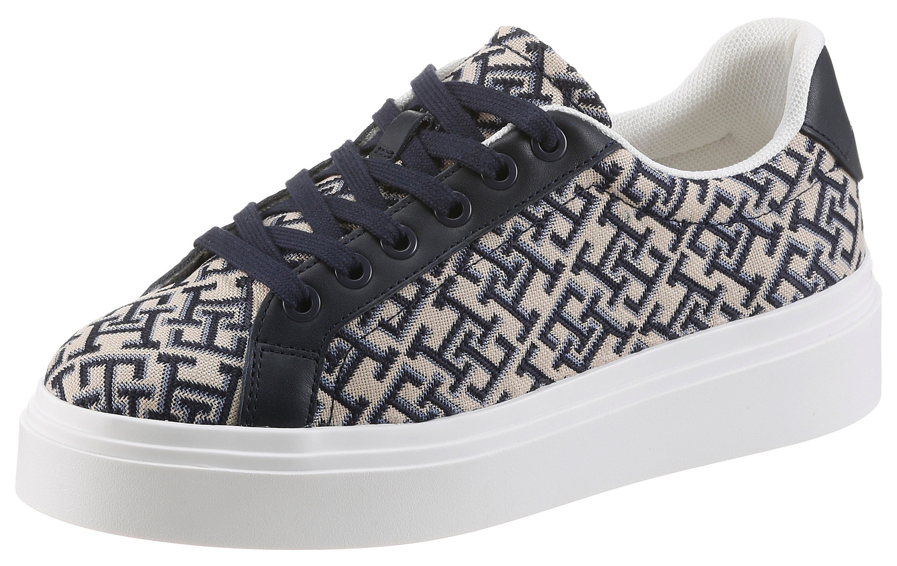 Tommy Hilfiger TH CHIC PLATFORM MONOGRAM Plateausneaker Freizeitzeitschuh, Halbschuh, Schnürschuh mit Allover-Logodruck