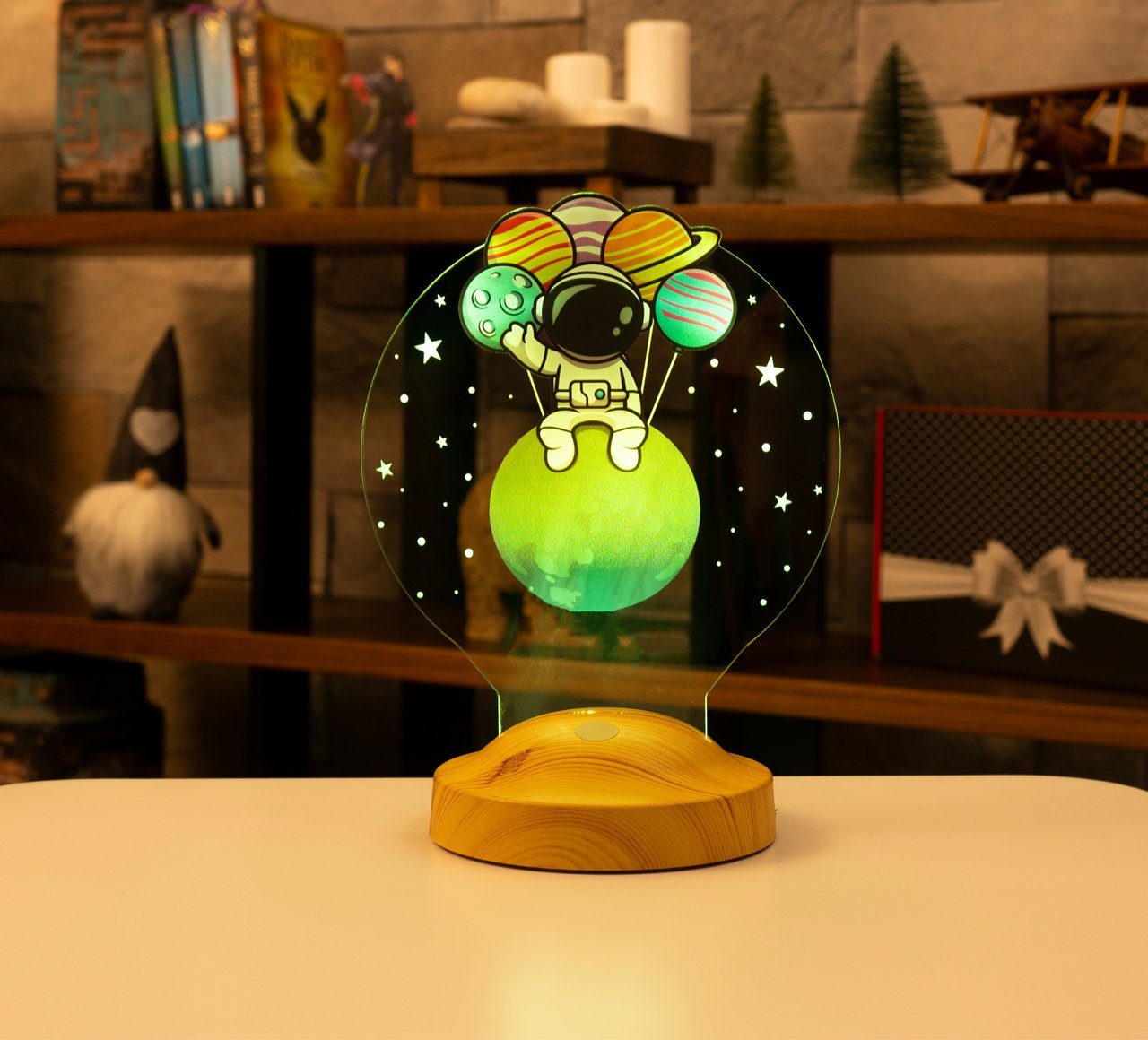Weihnachtsgeschenk 7 Kinderzimmer für Jungen, fest Leuchte 3D integriert, Kinder Geschenkelampe Geschenk LED mit Nachttischlampe Druck Nactlicht Farben für Baby, UV Astronaut