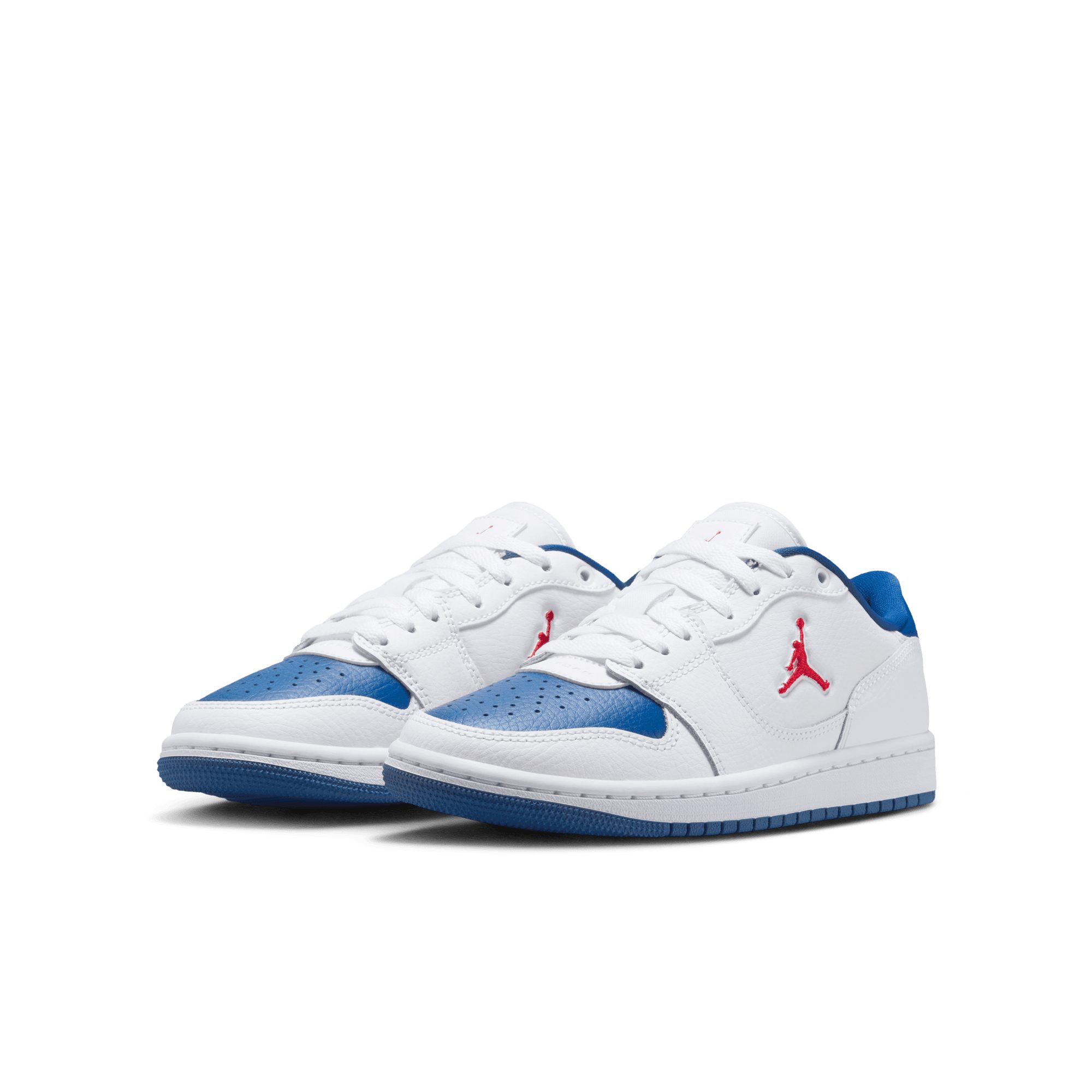 Jordan Jordan Court Connect Low Sneaker inspiriert vom Look des Air Jordan 1