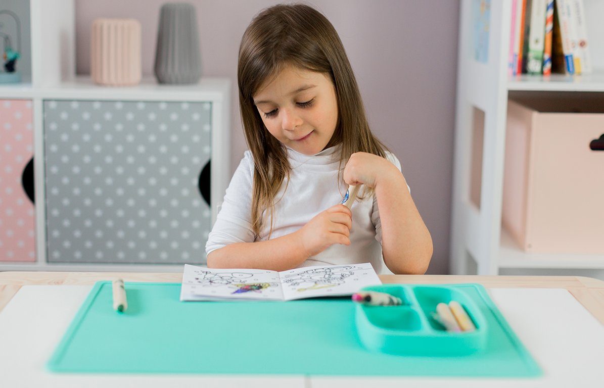KINDSGUT Spielmatte, Mal- & Bastelunterlage, mint, Silikon, geprüft, BPA-frei