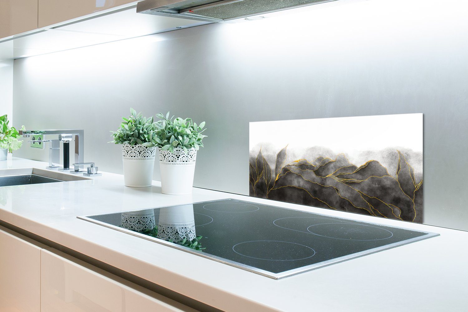 60x30 - und - - Küchen gegen Küchenrückwand Marmor Luxus Fett Gold Wandschutz, MuchoWow Marmoroptik, Schmutzflecken cm, für - Schwarz (1-tlg),