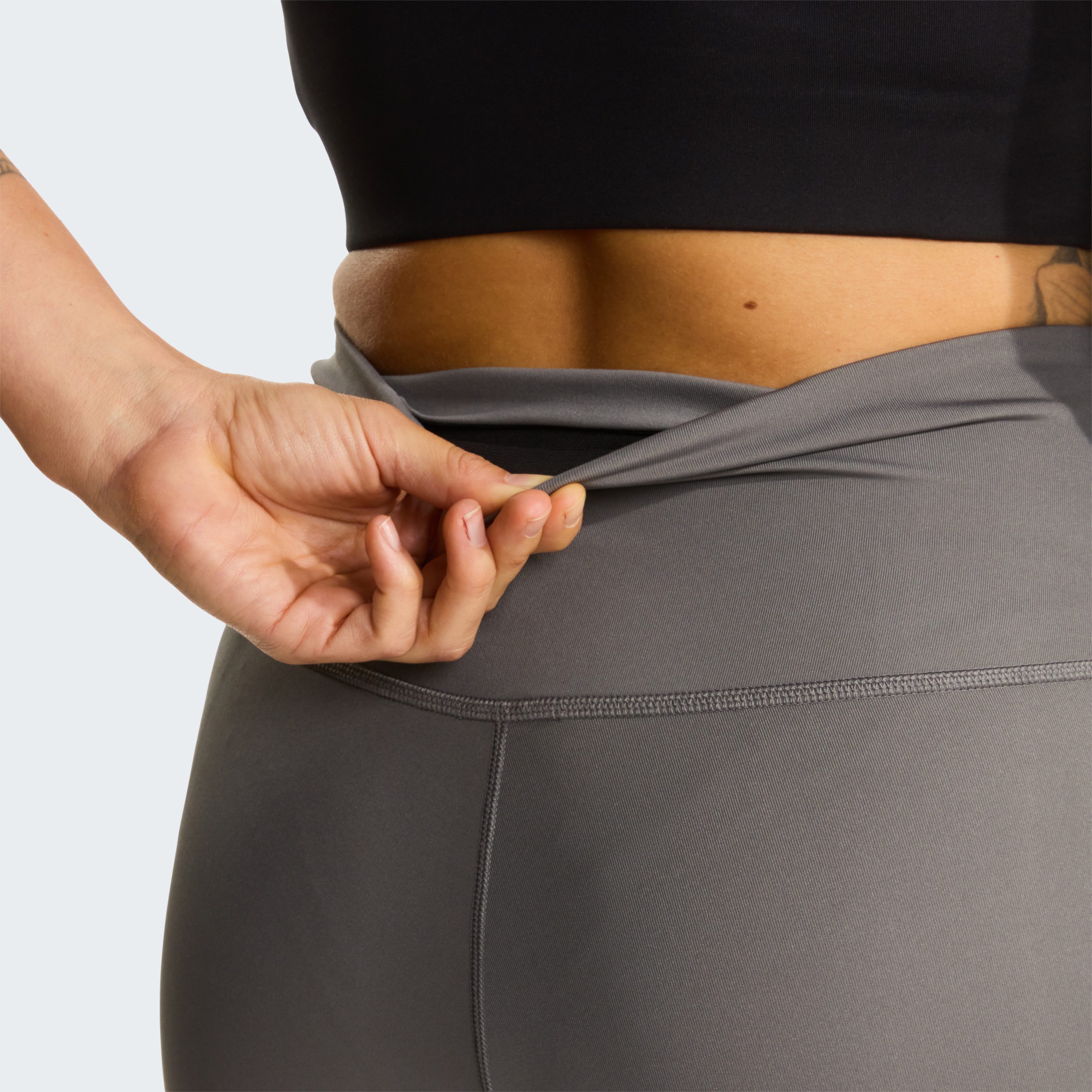 The North Face Funktionstights W FLEX 25IN TIGHT mit FlashDry™ Technologie, konturierter Mesh-Bund, sportlicher Stil